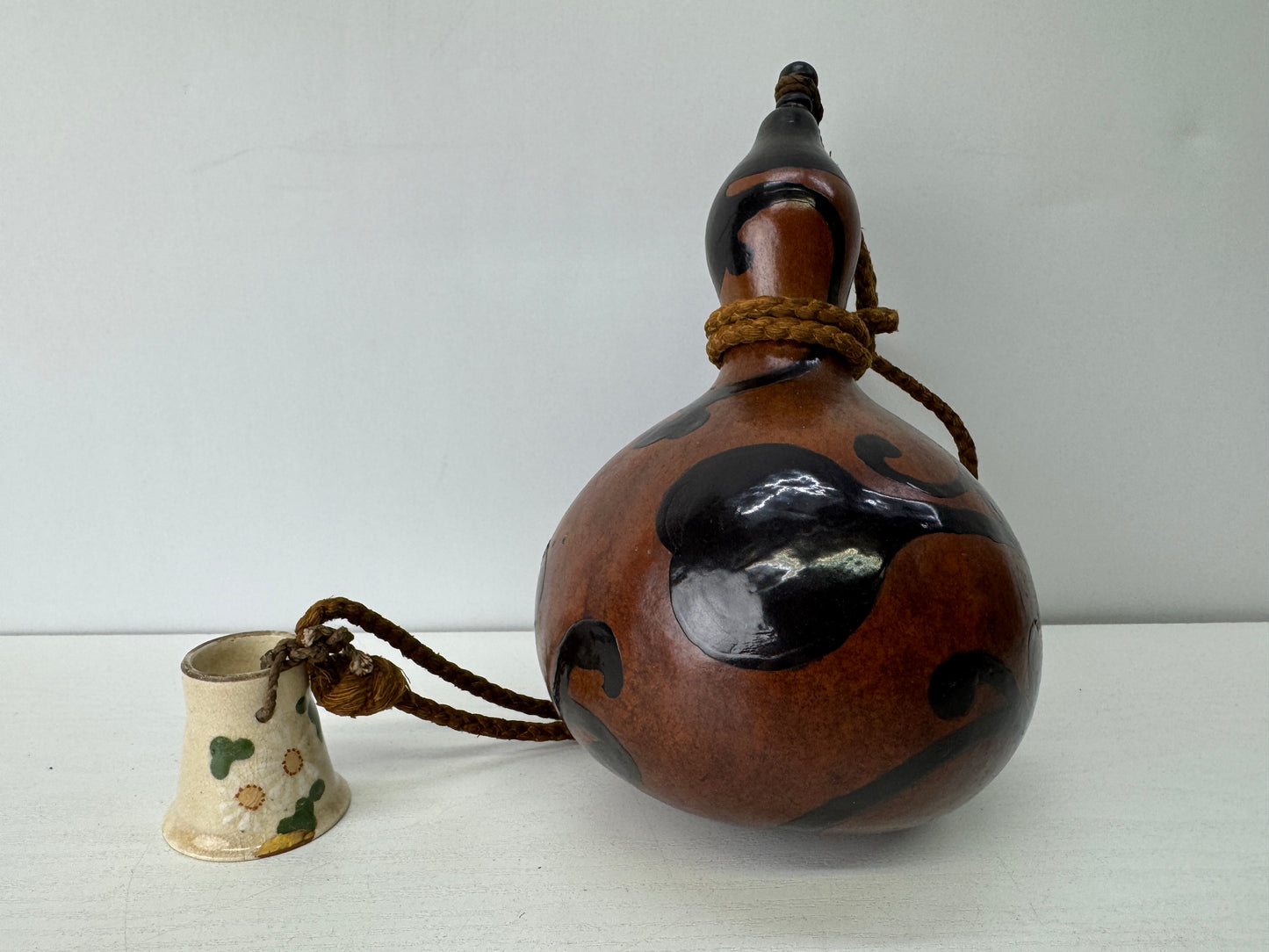 Y9558 SAGEMONO Gourd kintsugi Sake cup Lacquered Japan antique kimono vintage