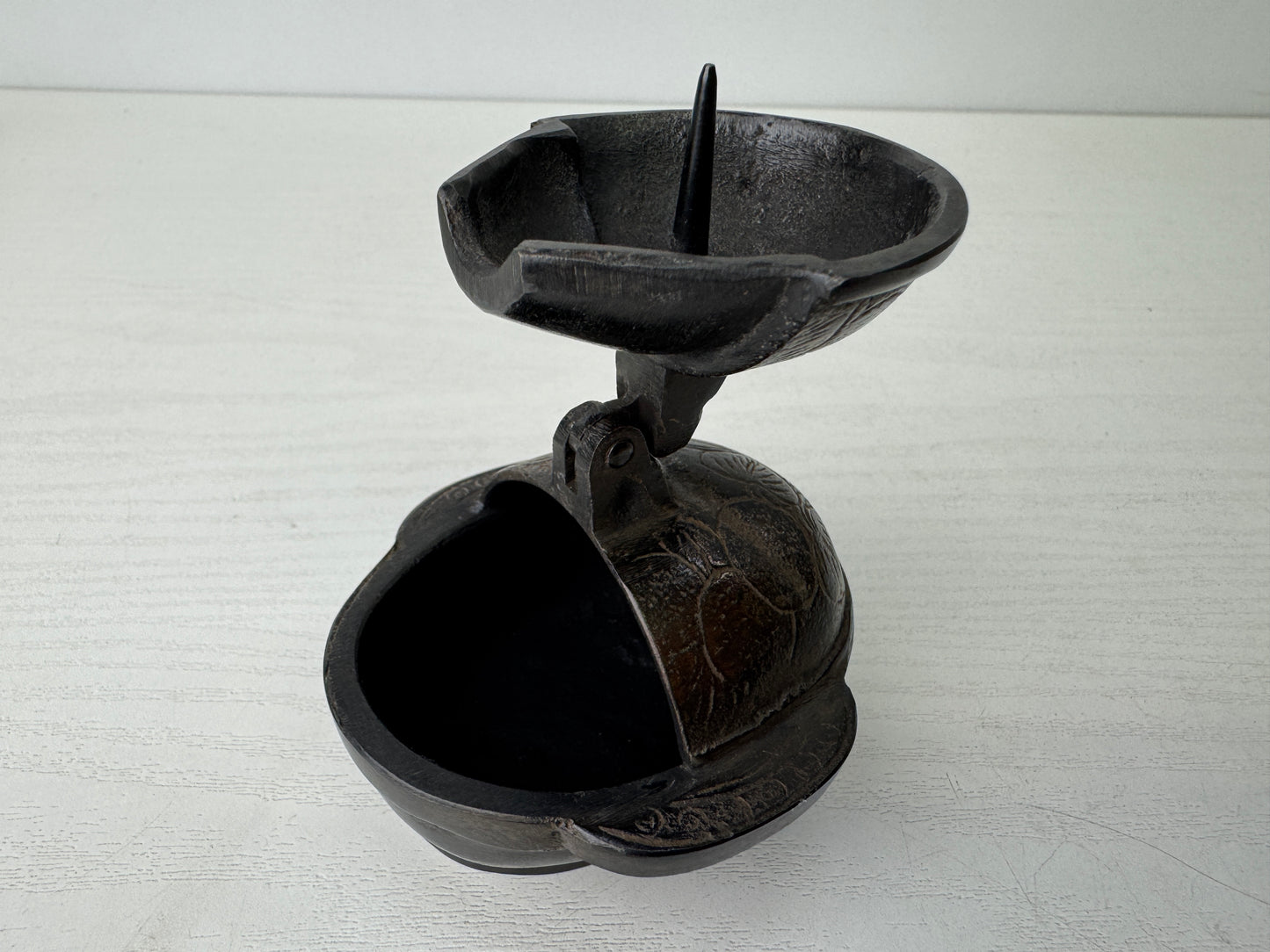 Y9564 Candle Holder Copper folding candlestick signed Japan antique interior