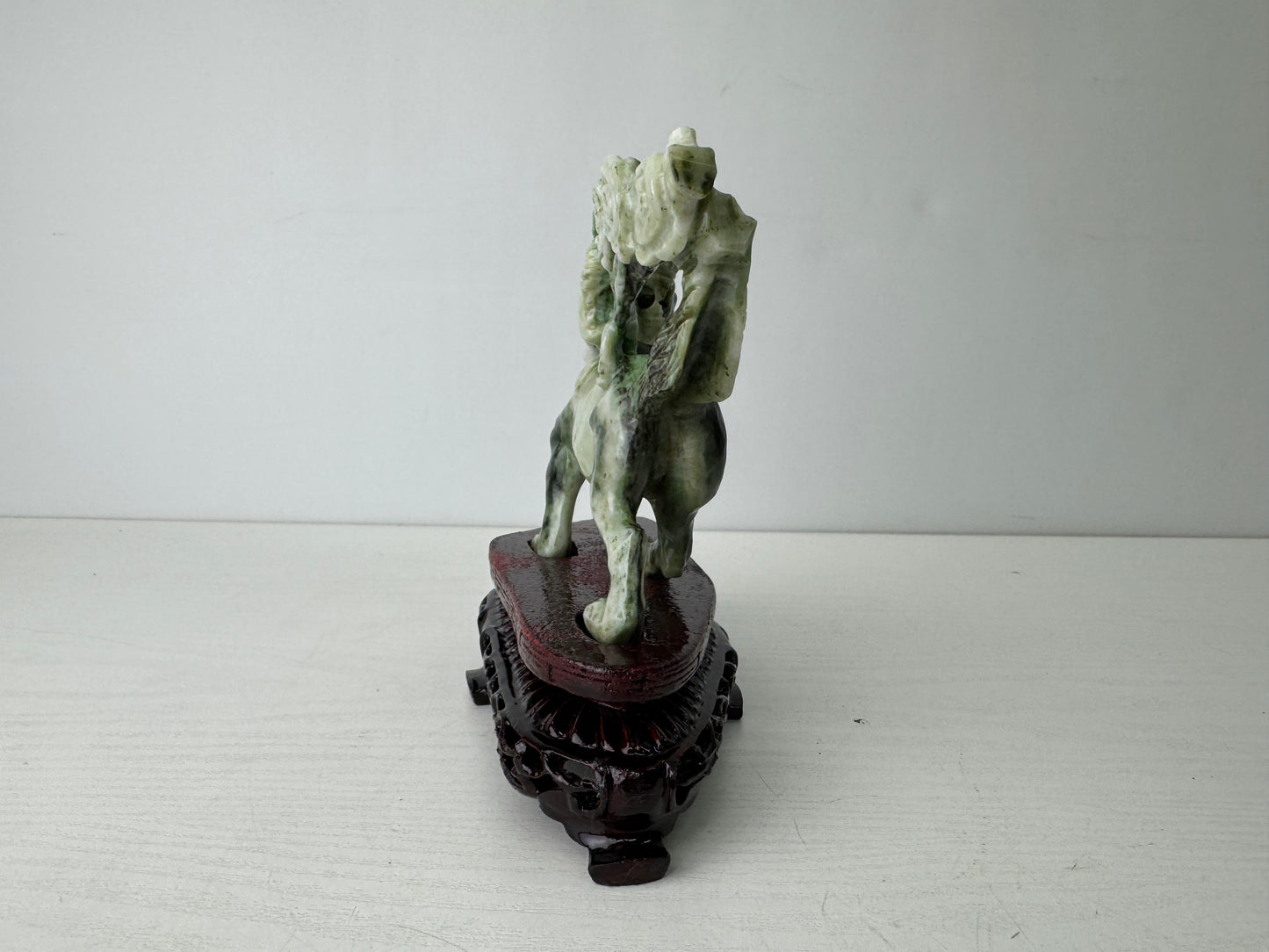 Y9570 OKIMONO Jade Animal figurine stand box China antique interior figure art