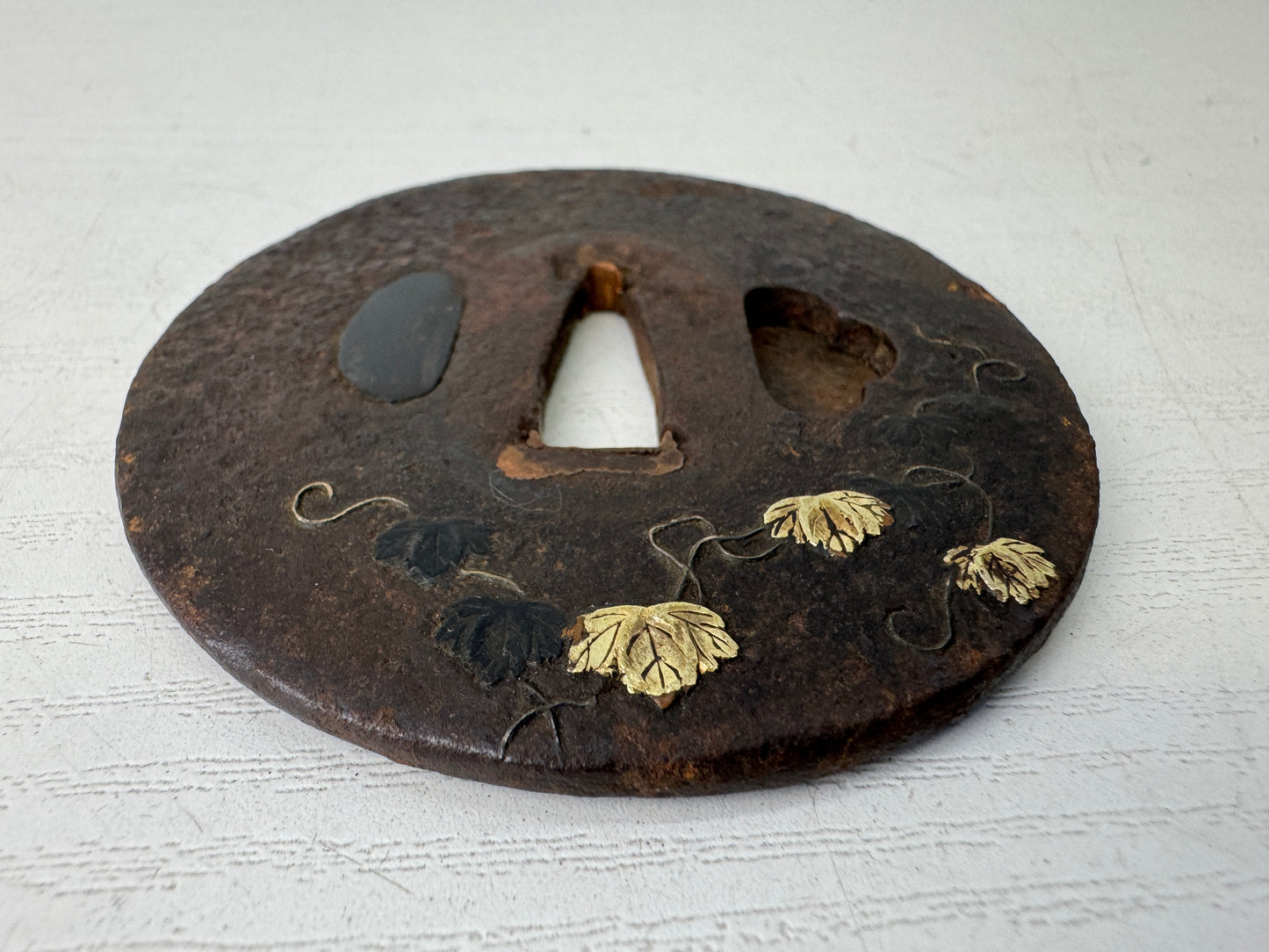 Y9577 TSUBA Iron sword guard Leaves Japan samurai katana antique koshirae edo