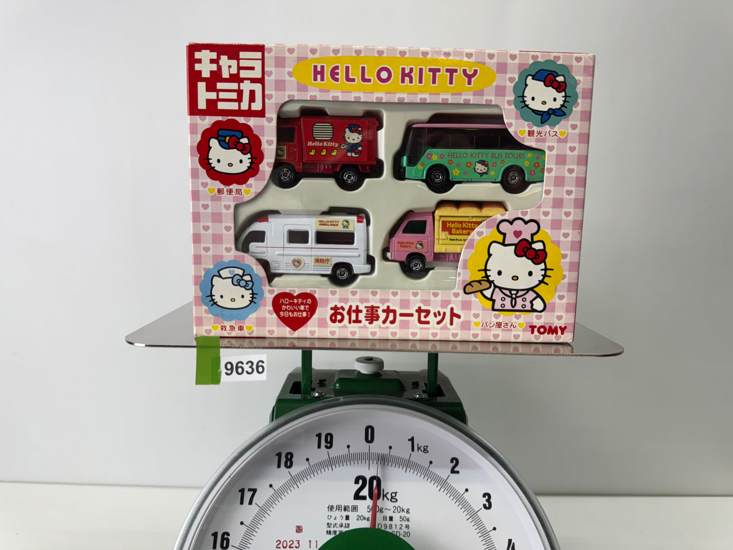 Y9636 TOY TOMY SANRIO Hello Kitty miniature character car Japan antique vintage
