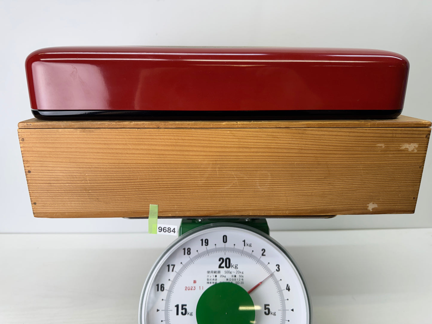 Y9684 BOX Lacquered case container signed box Japan Contemporary modern art