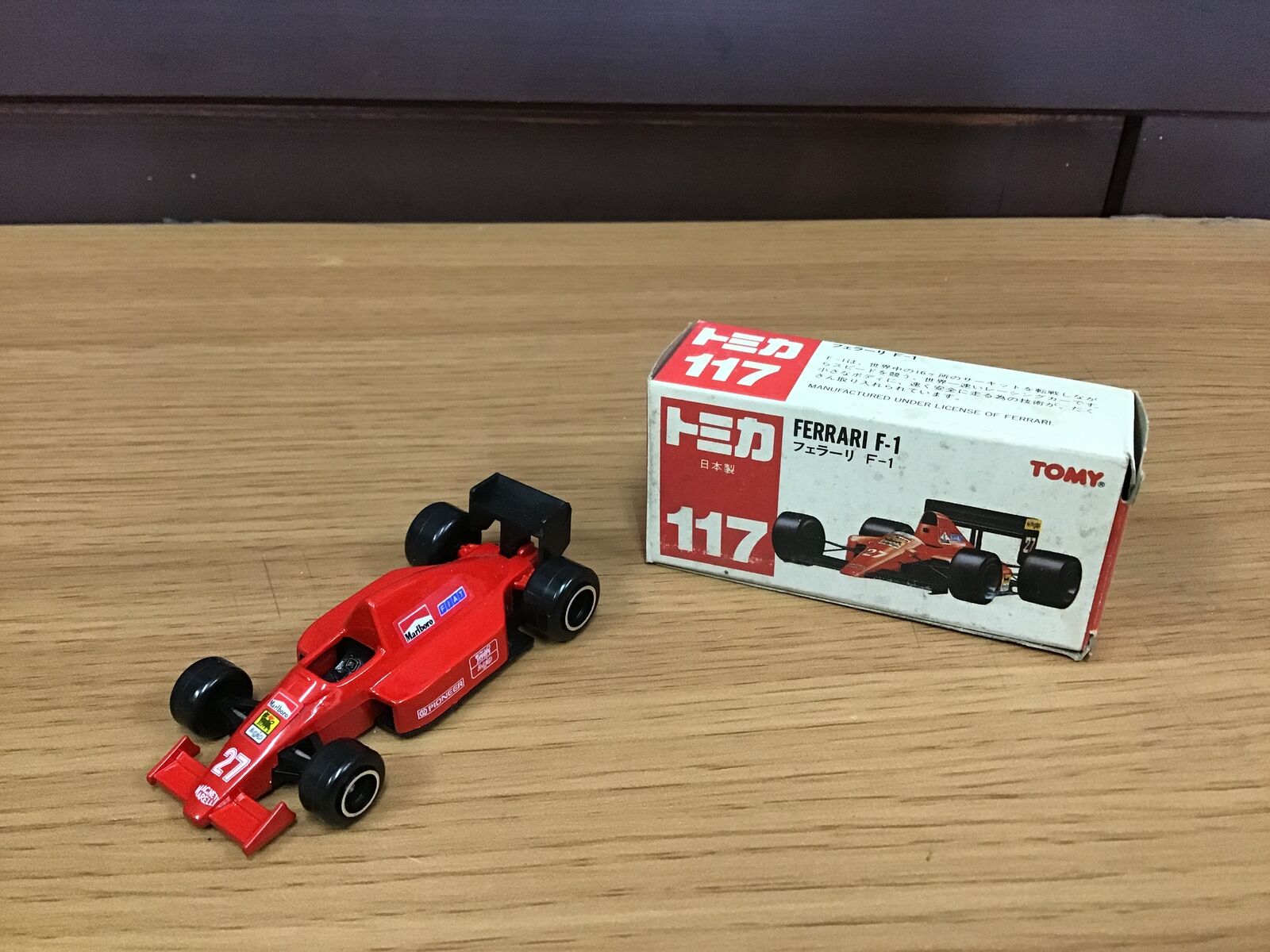 Y0112 TOMICA Ferrari F-1 seal with red box TAKARA TOMY vintage car