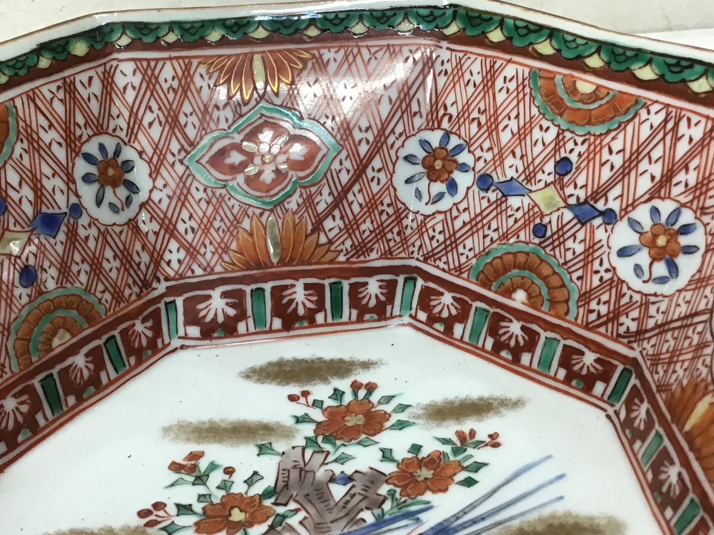 Y2068 CHAWAN Kutani-ware Octagon color painting signed box Japan confectionery