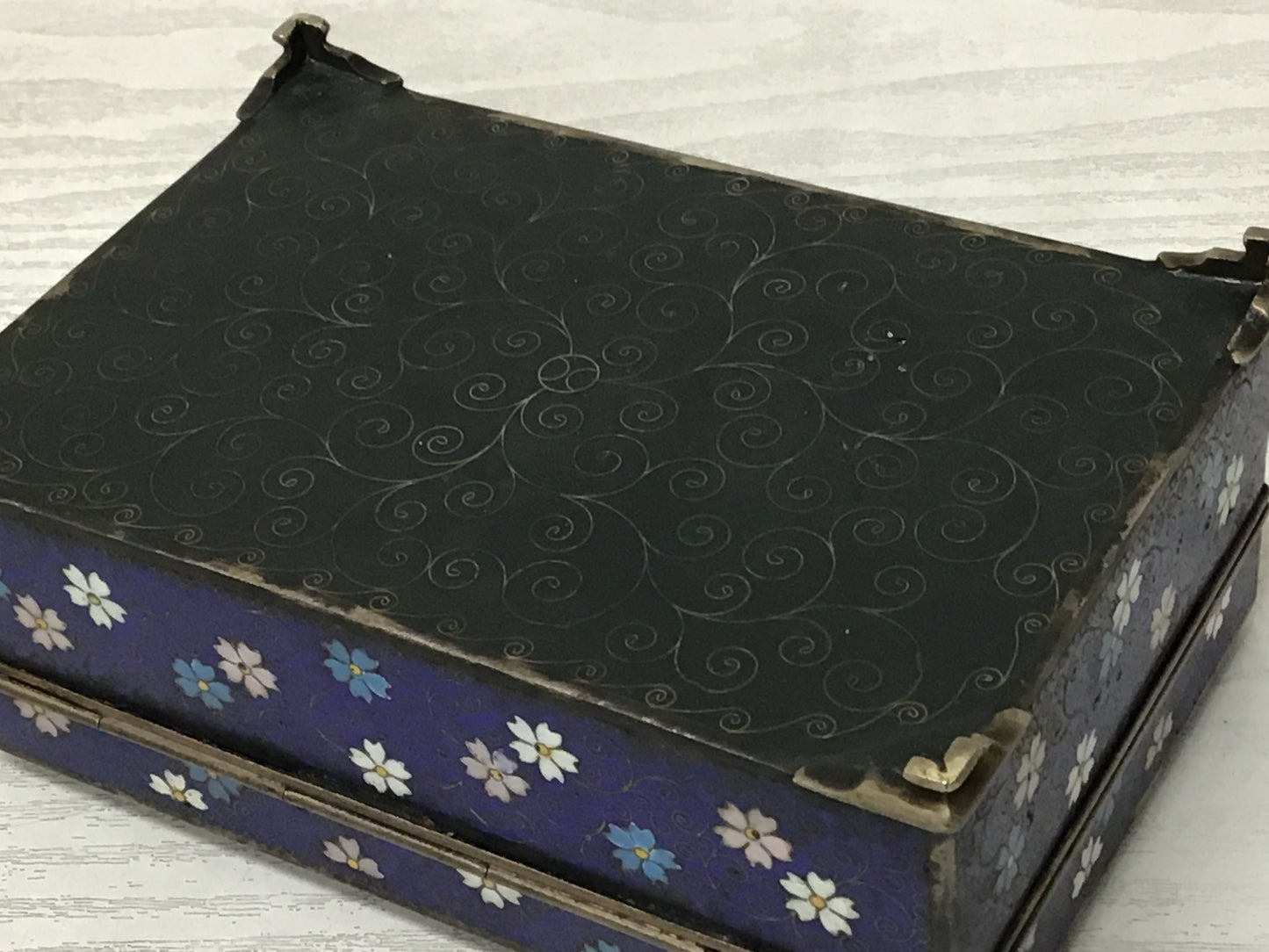 Y2249 BOX cloisonne ware accessory case flowers birds Japanese antique decor