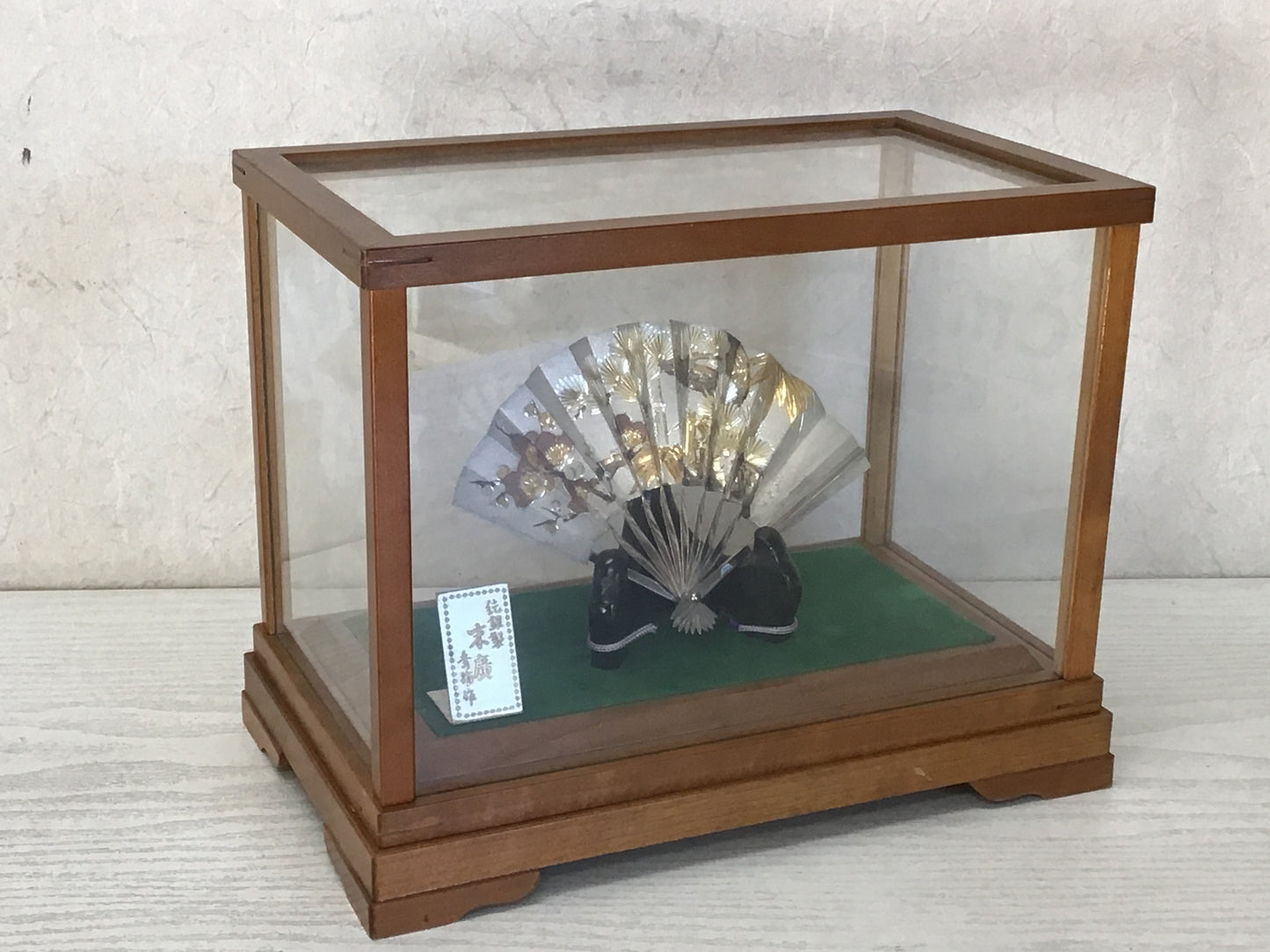 Y2273 OKIMONO Sterling silver Fan glass case Japan antique home decor interior