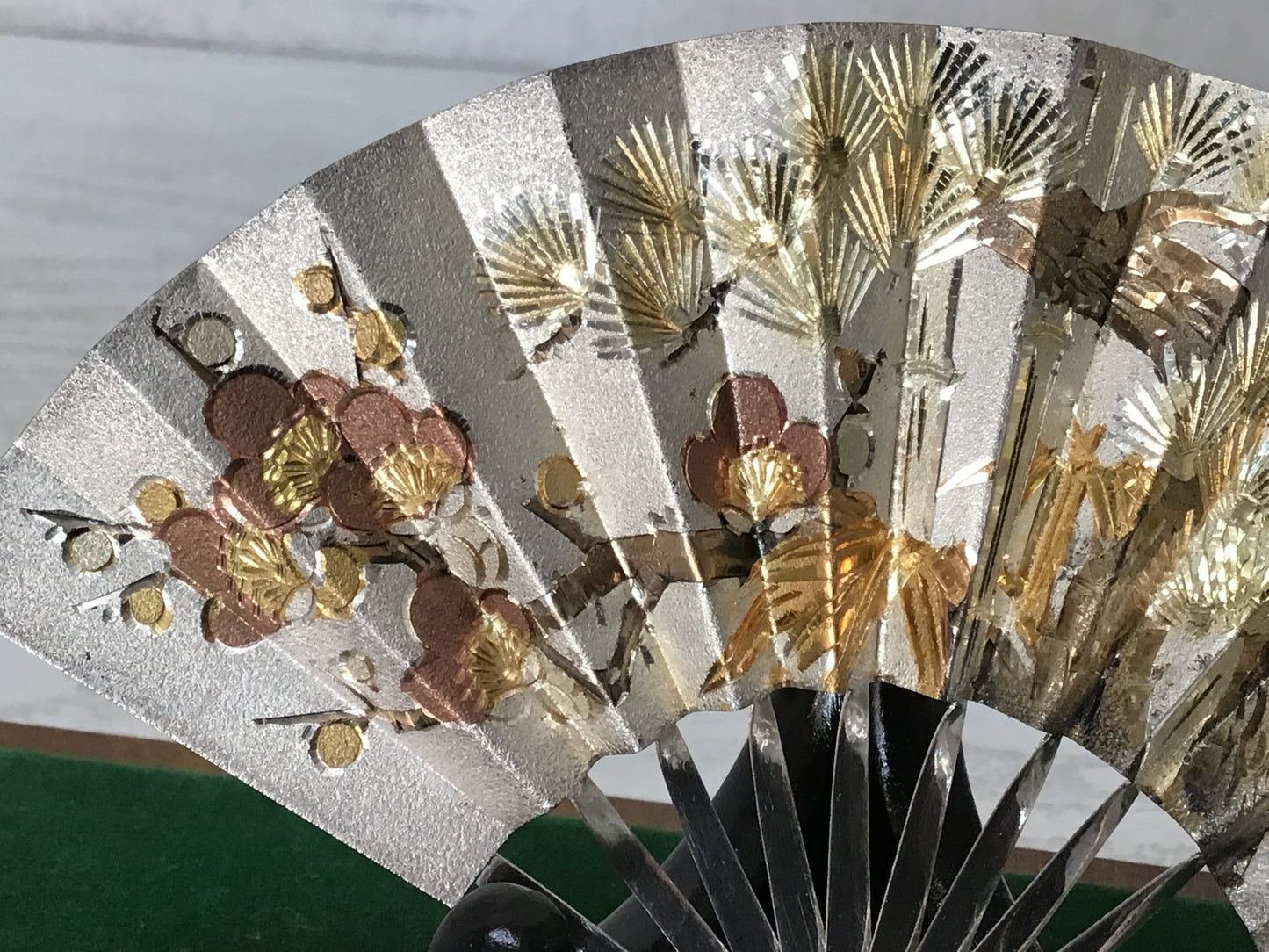 Y2273 OKIMONO Sterling silver Fan glass case Japan antique home decor interior