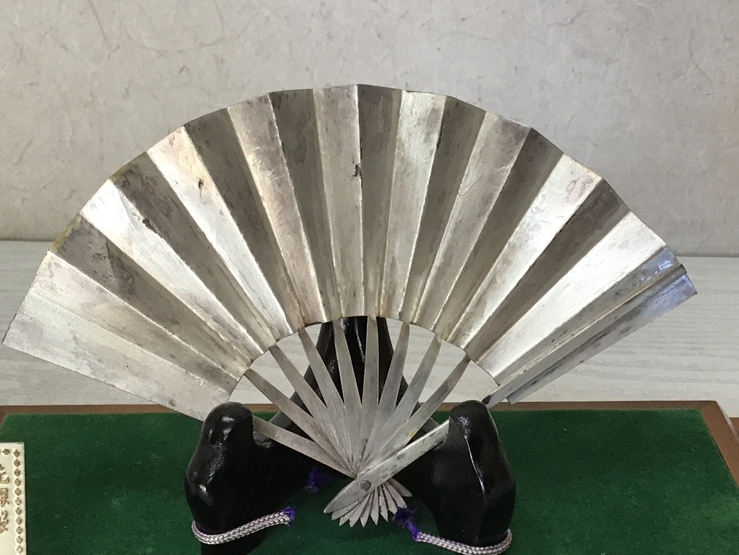Y2273 OKIMONO Sterling silver Fan glass case Japan antique home decor interior