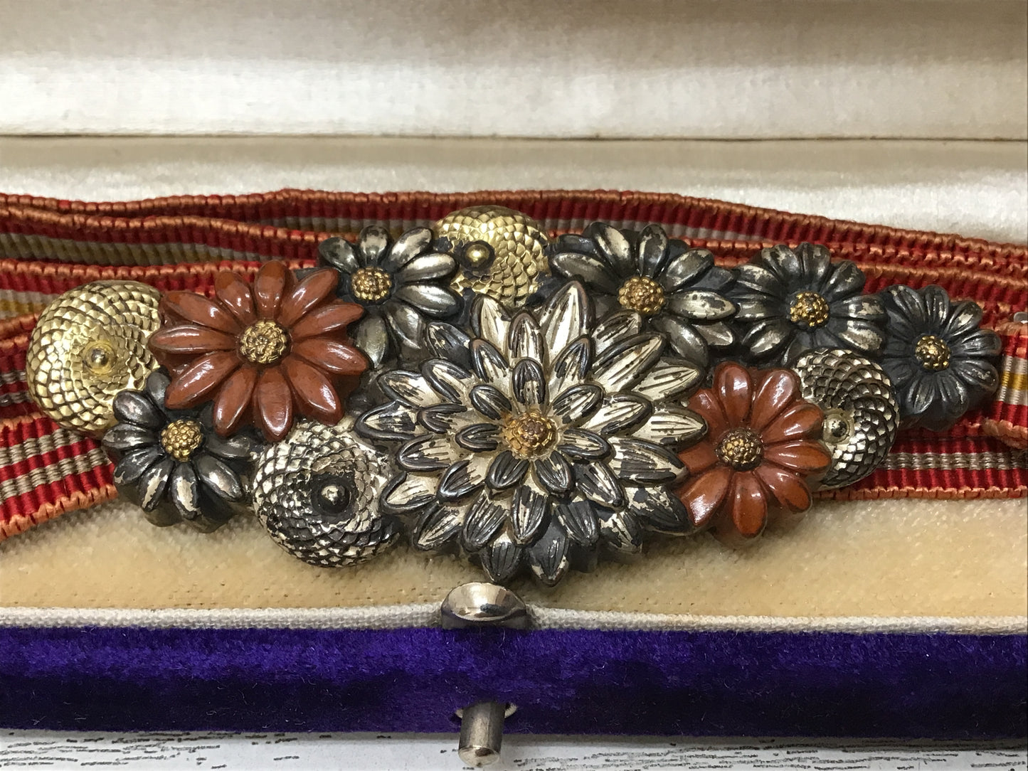Y2296 OBIDOME Metalwork Sash Clip brooch Flower signed box Japan Kimono antique