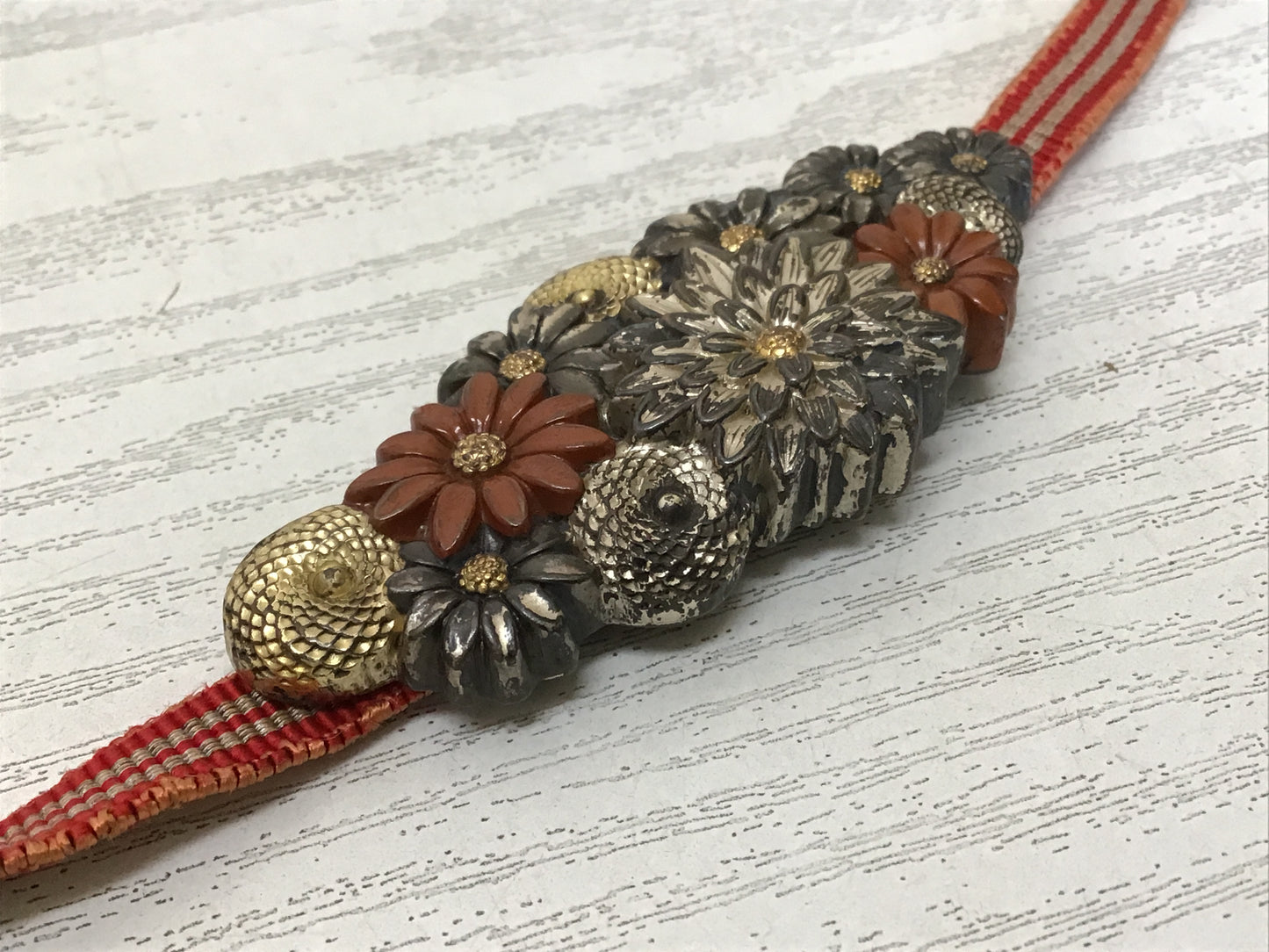 Y2296 OBIDOME Metalwork Sash Clip brooch Flower signed box Japan Kimono antique