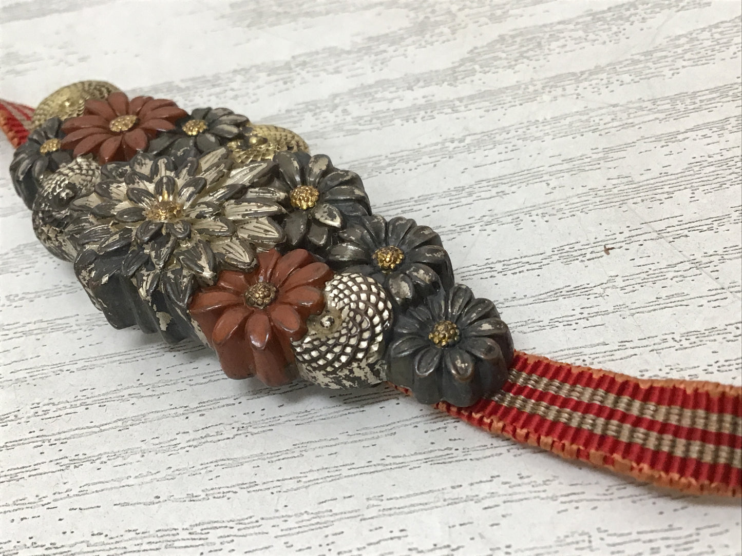 Y2296 OBIDOME Metalwork Sash Clip brooch Flower signed box Japan Kimono antique
