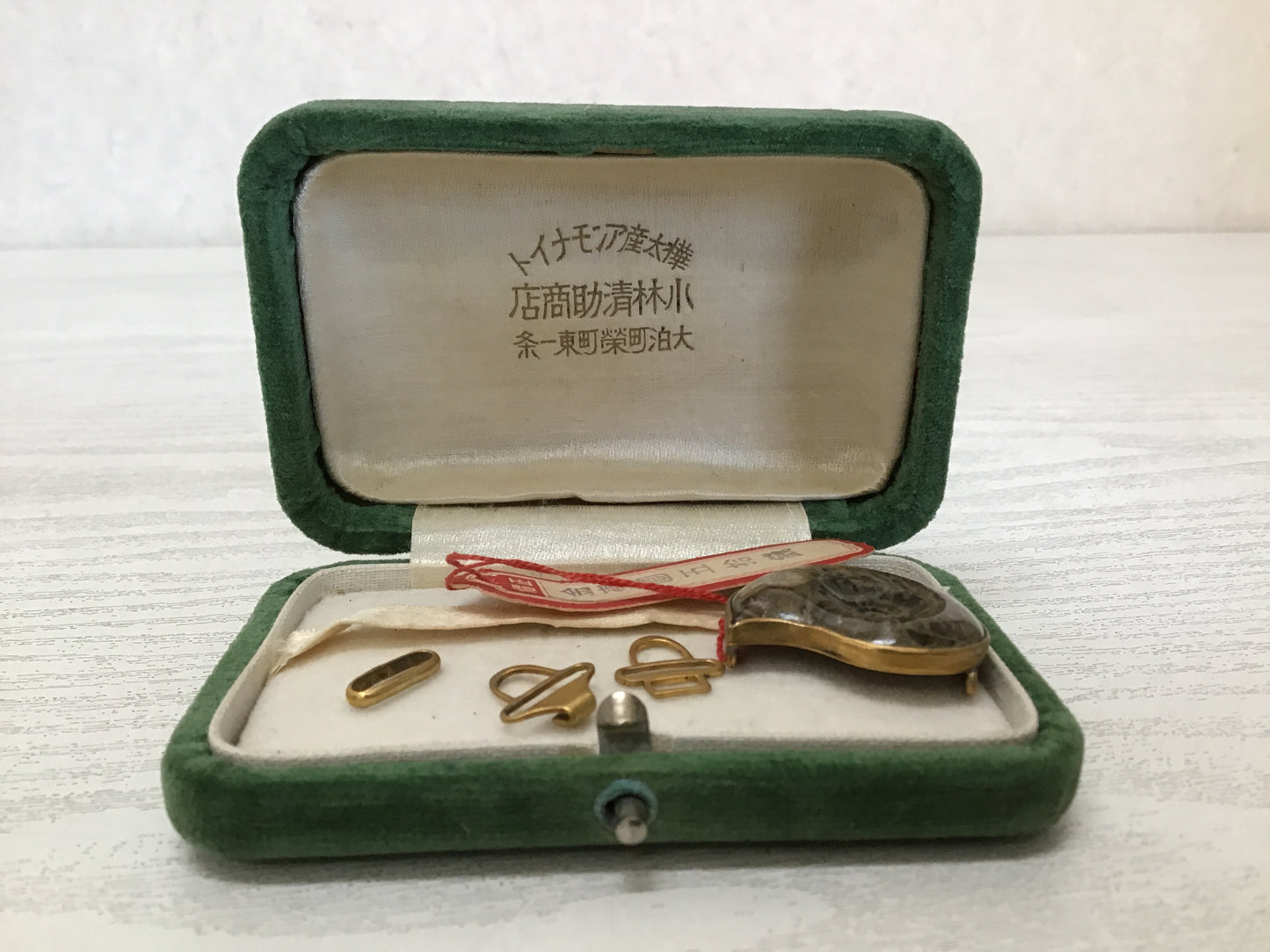 Y2298 OBIDOME Sash Clip brooch Ammonite box Japanese Kimono vintage antique