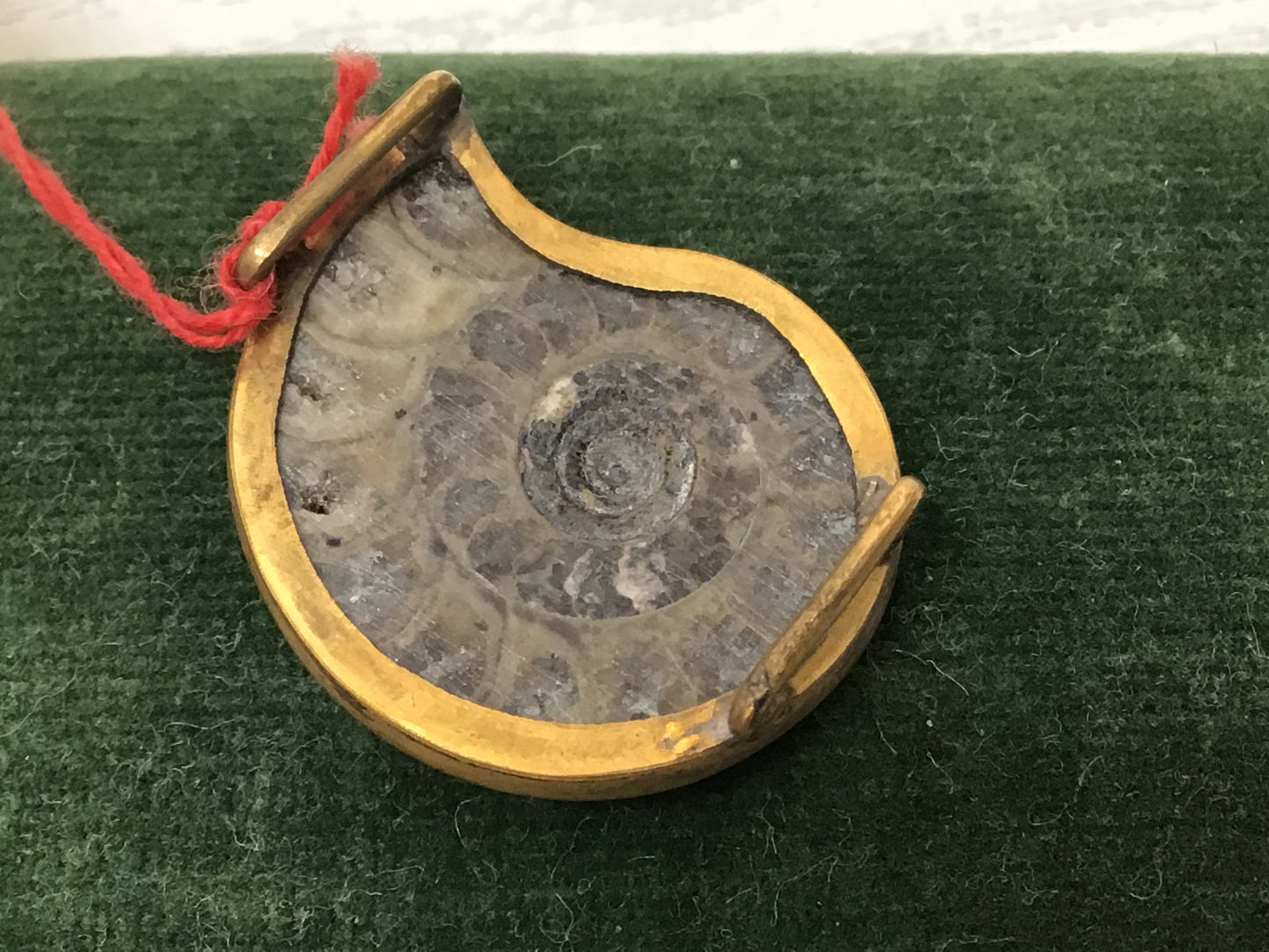 Y2298 OBIDOME Sash Clip brooch Ammonite box Japanese Kimono vintage antique