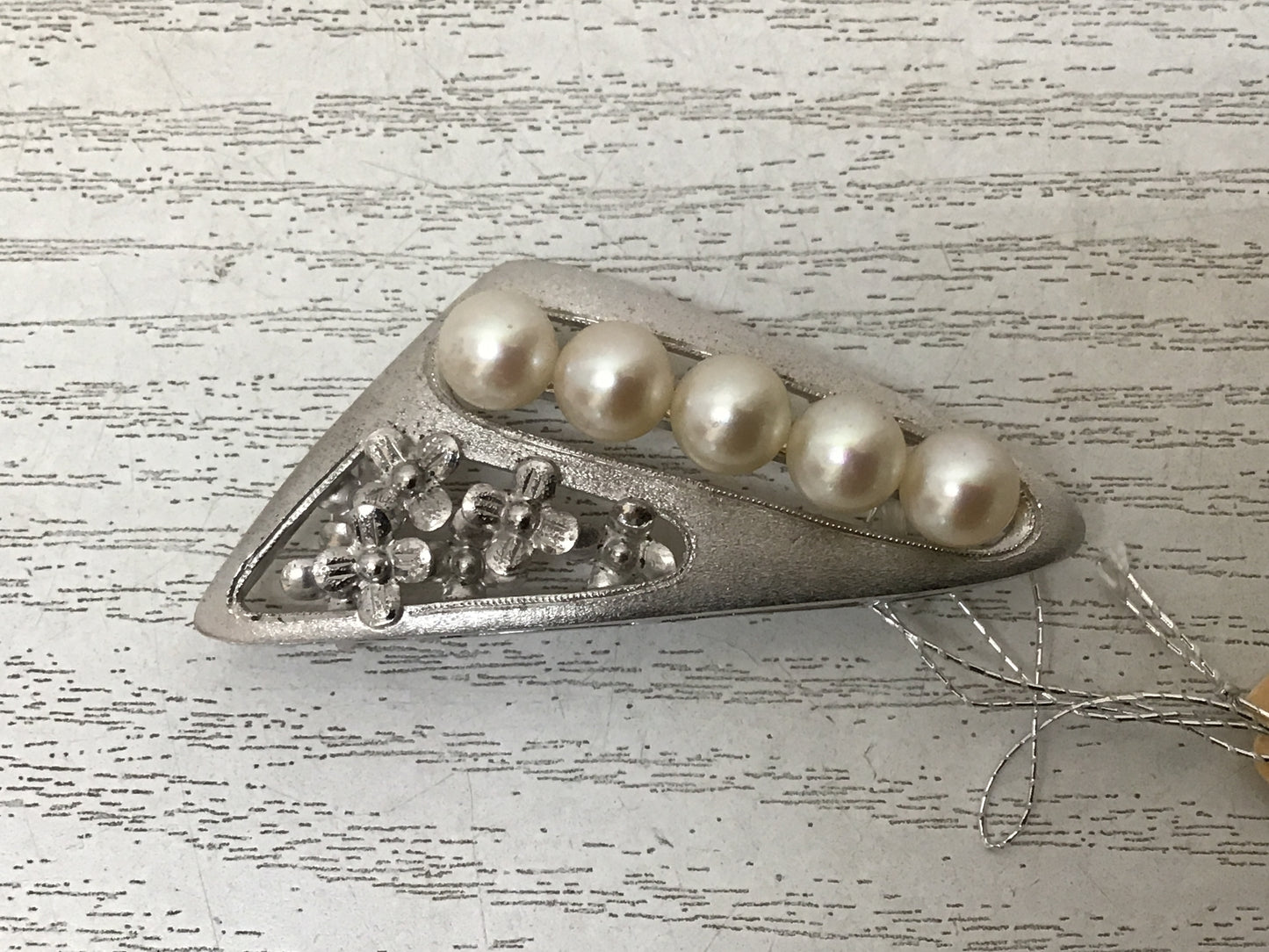 Y2301 OBIDOME Sash Clip brooch Pearl Silver metal fittings Japan Kimono antique
