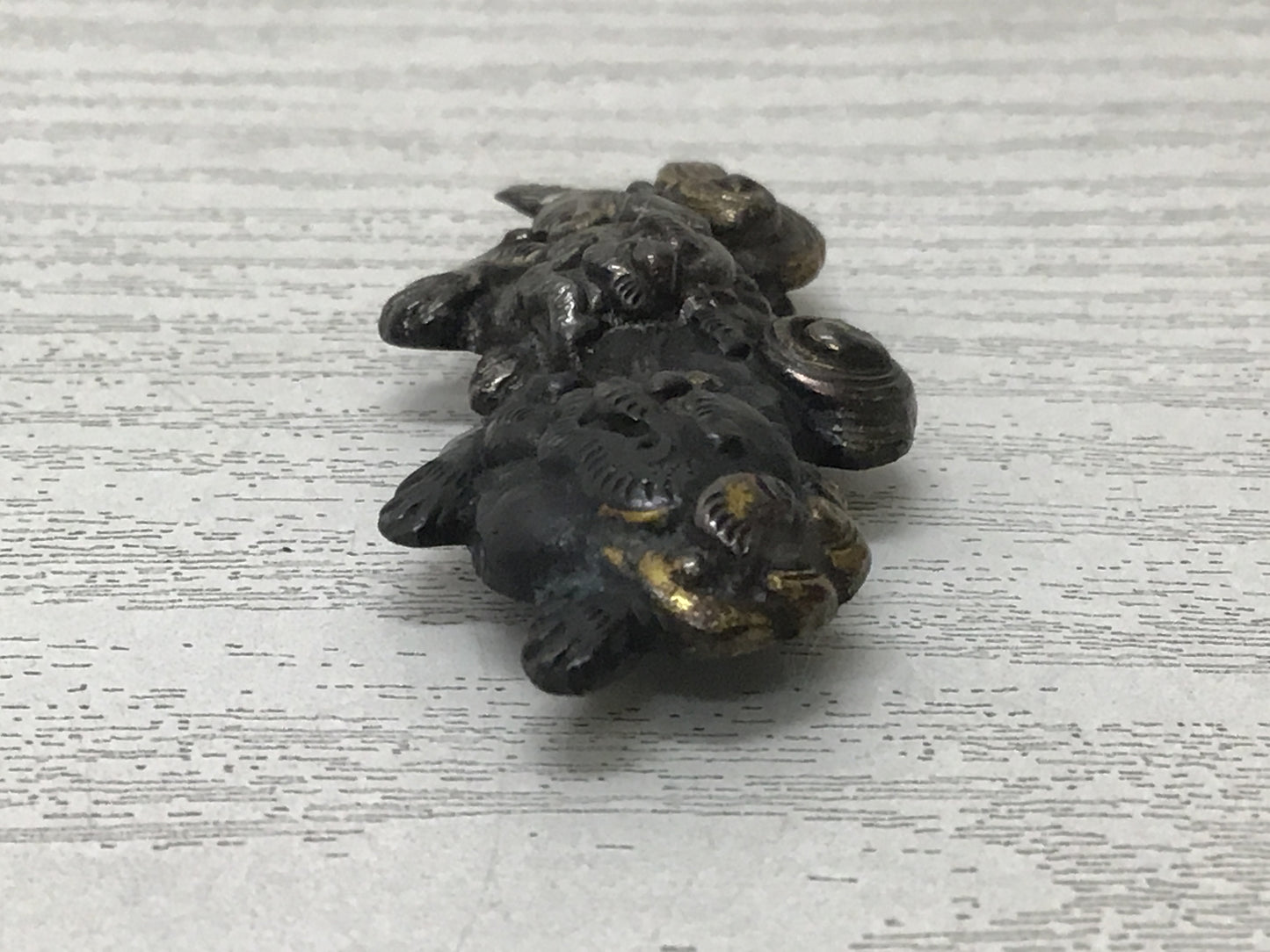 Y2652 OBIDOME Metalwork Lion JAPANESE KIMONO SASH CLIP antique accessory