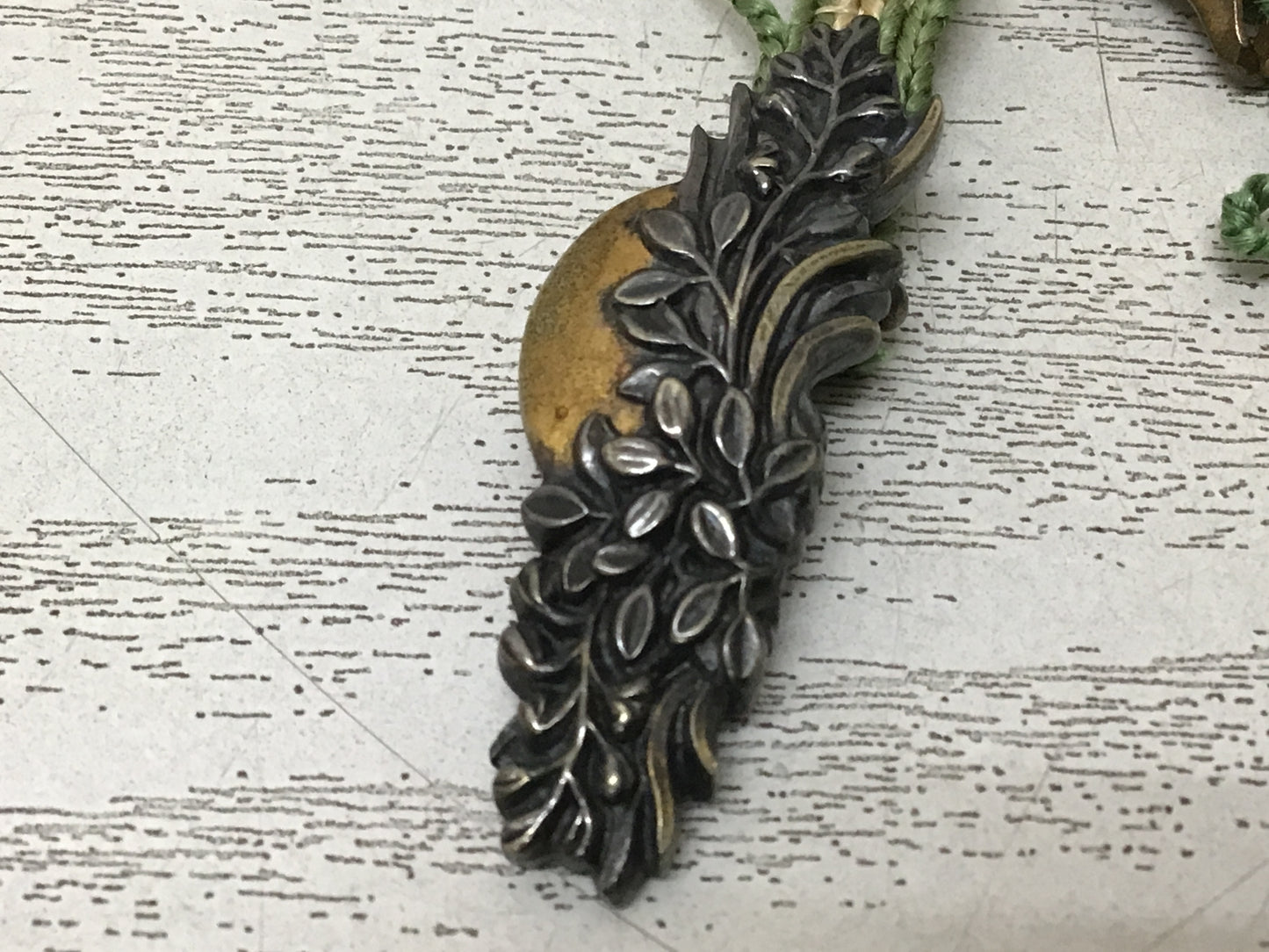 Y2654 OBIDOME Metalwork grass moon JAPANESE KIMONO SASH CLIP antique accessory
