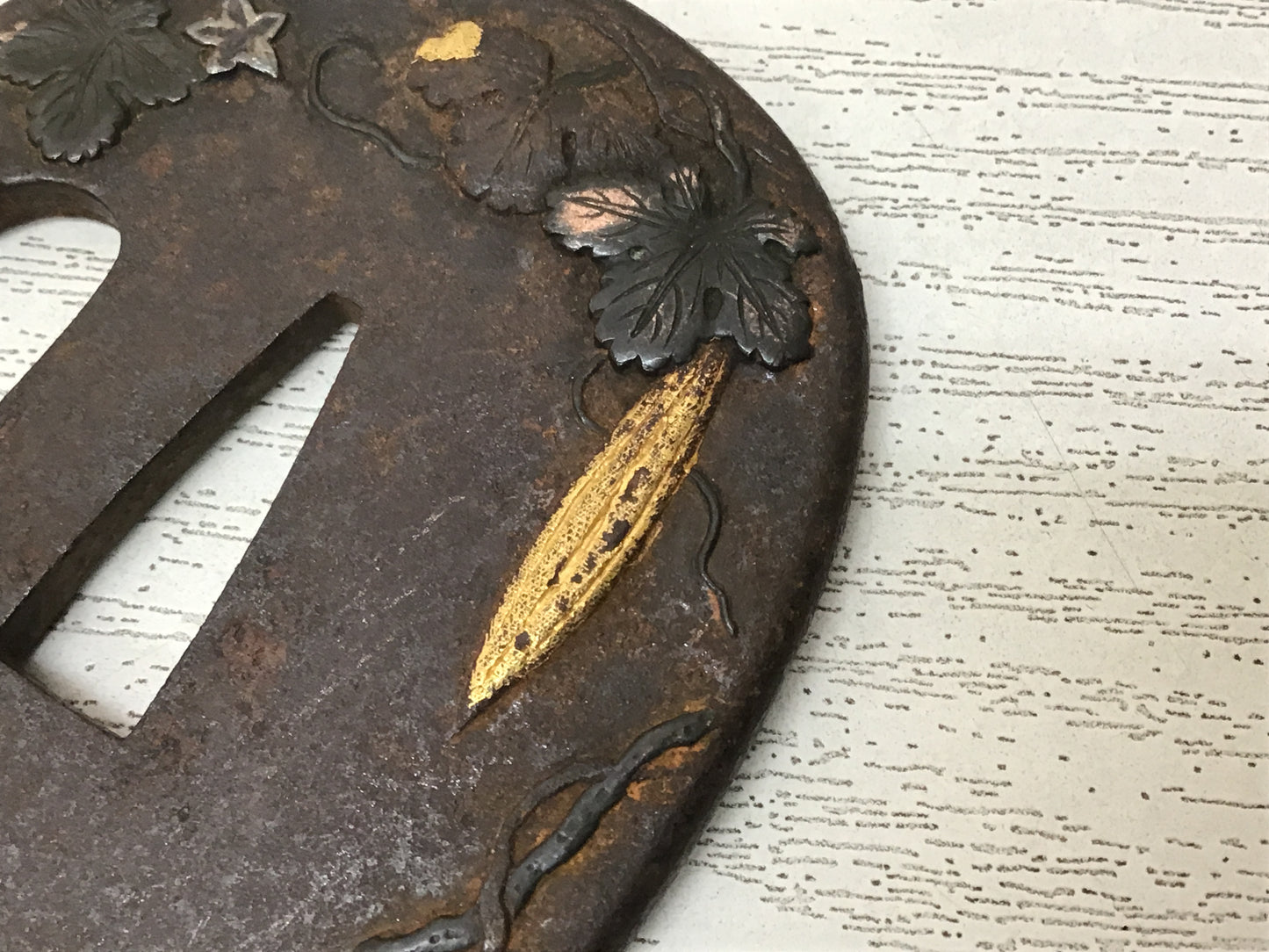 Y2701 TSUBA Sword Guard Inlay leaf Japan samurai katana antique koshirae edo