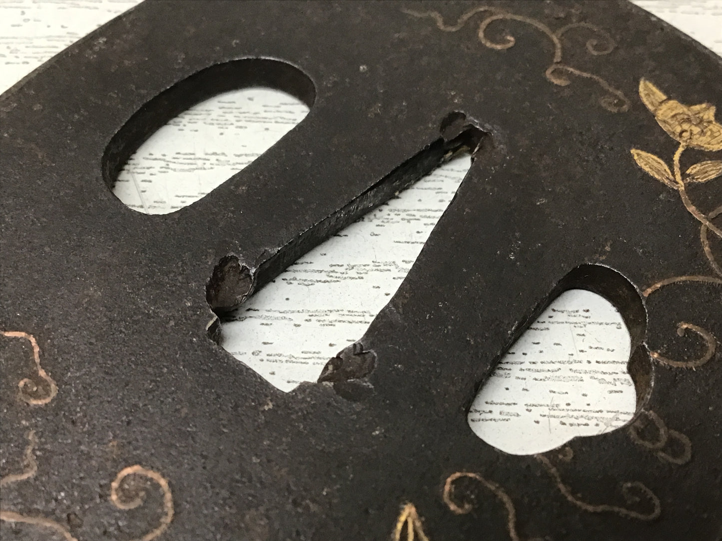 Y2747 TSUBA Sword Guard Flower Arabesque Inlay Japan samurai katana koshirae edo