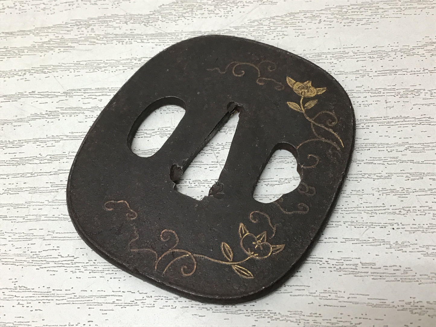 Y2747 TSUBA Sword Guard Flower Arabesque Inlay Japan samurai katana koshirae edo