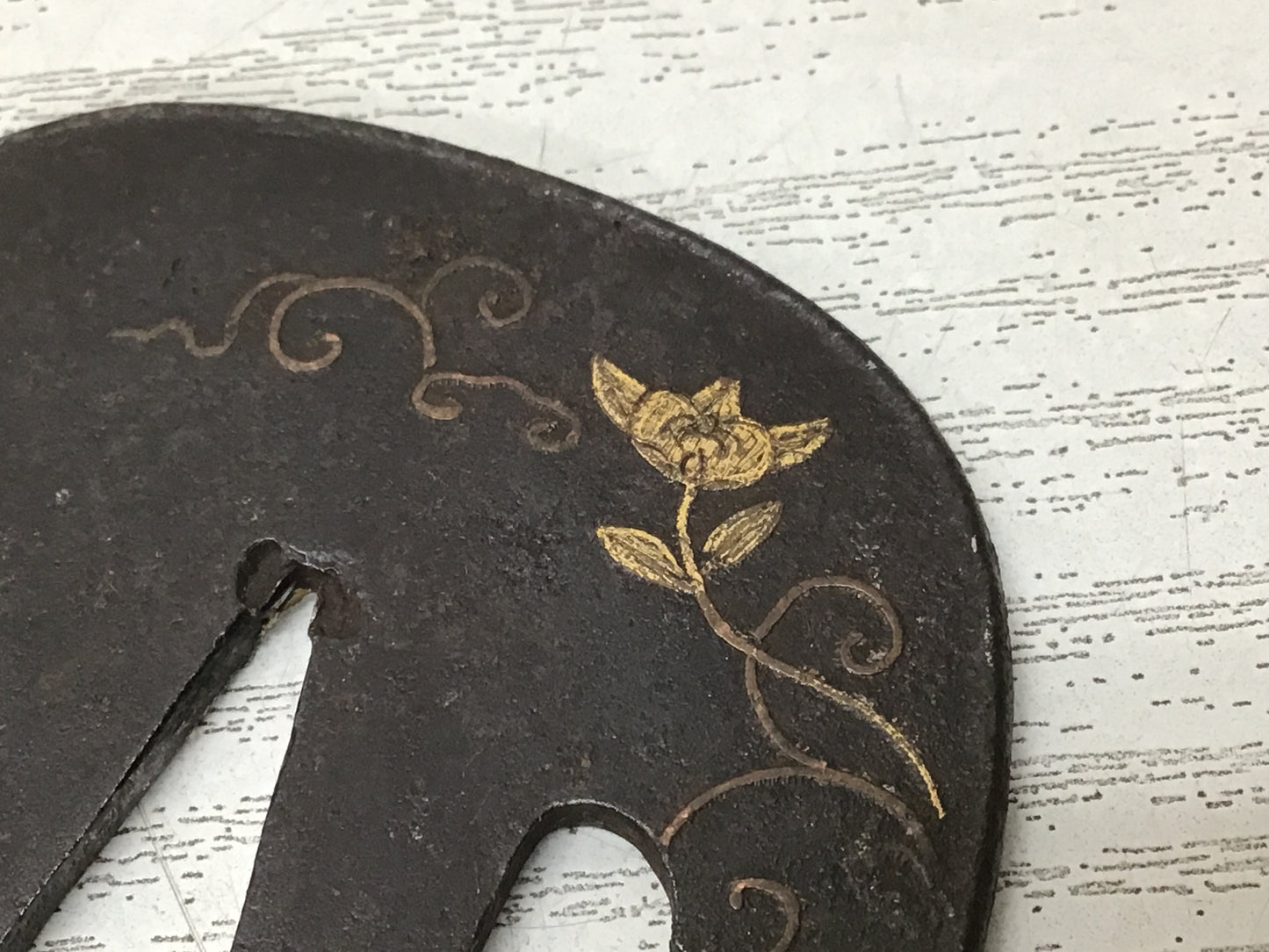 Y2747 TSUBA Sword Guard Flower Arabesque Inlay Japan samurai katana koshirae edo