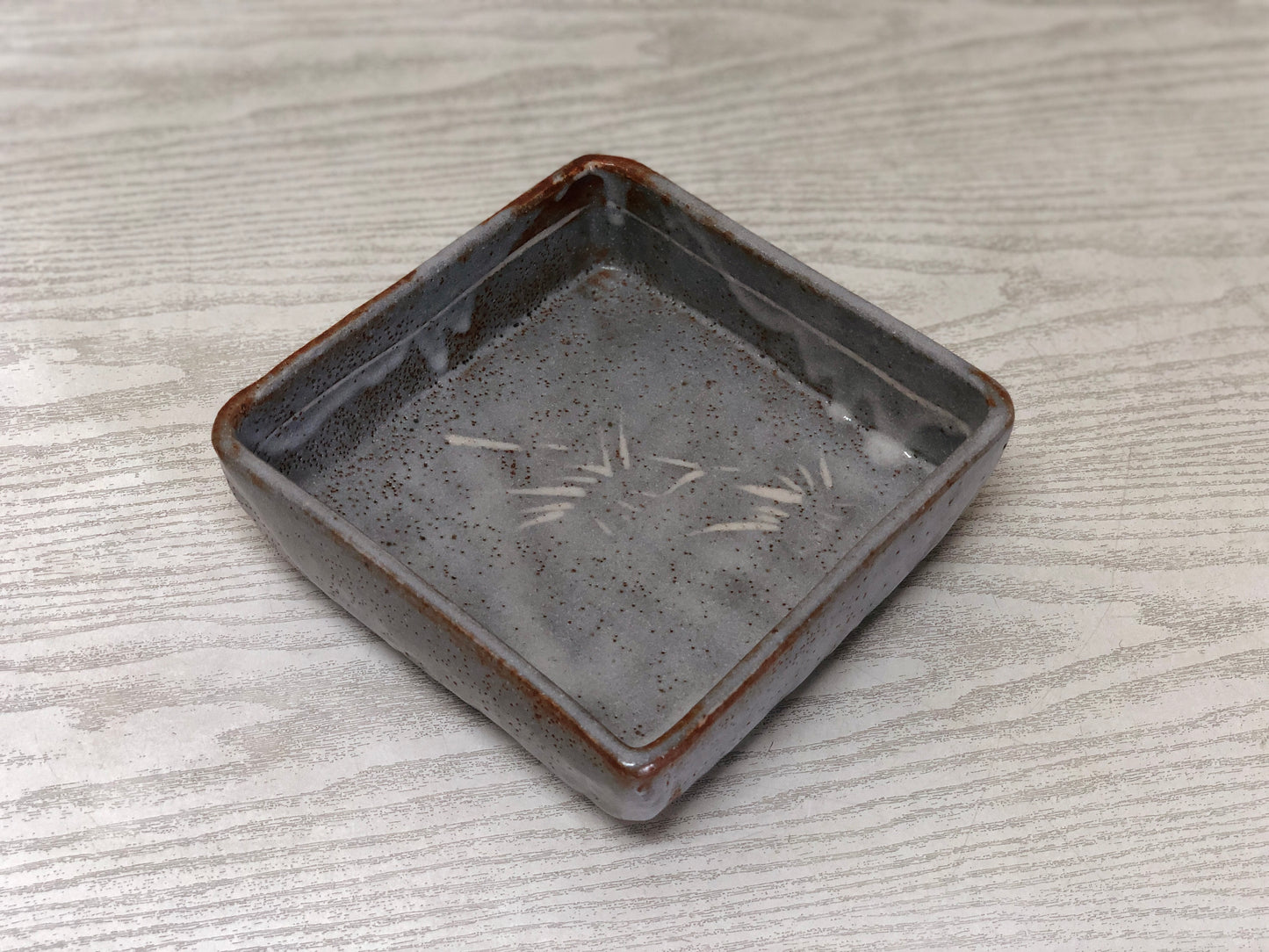 Y2903 CHAWAN Shino-ware Confectionery Candy Bowl signed box square Japan antique