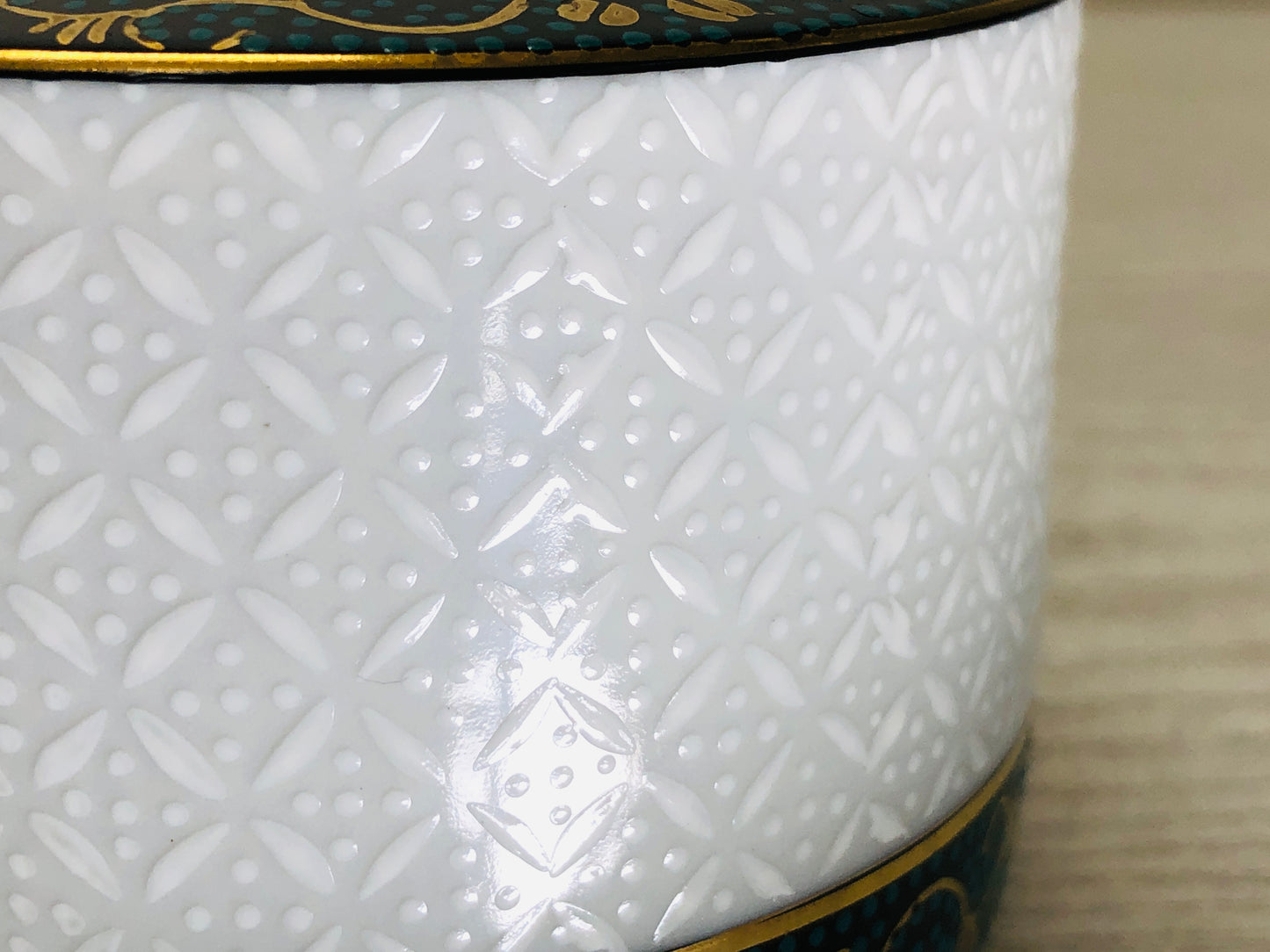 Y3351 KOURO Kutani-ware signed box Japan antique fragrance aroma incense burner