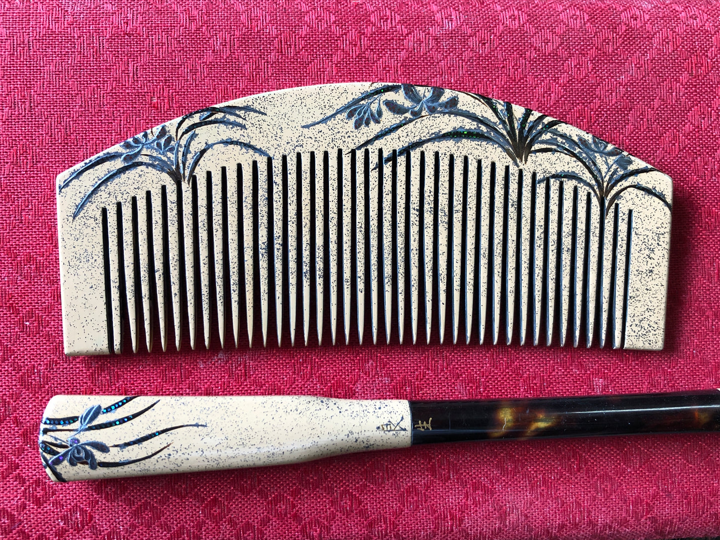 Y3427 KOUGAI Makie Comb Hairpin flower signed box Japan kimono accessory
