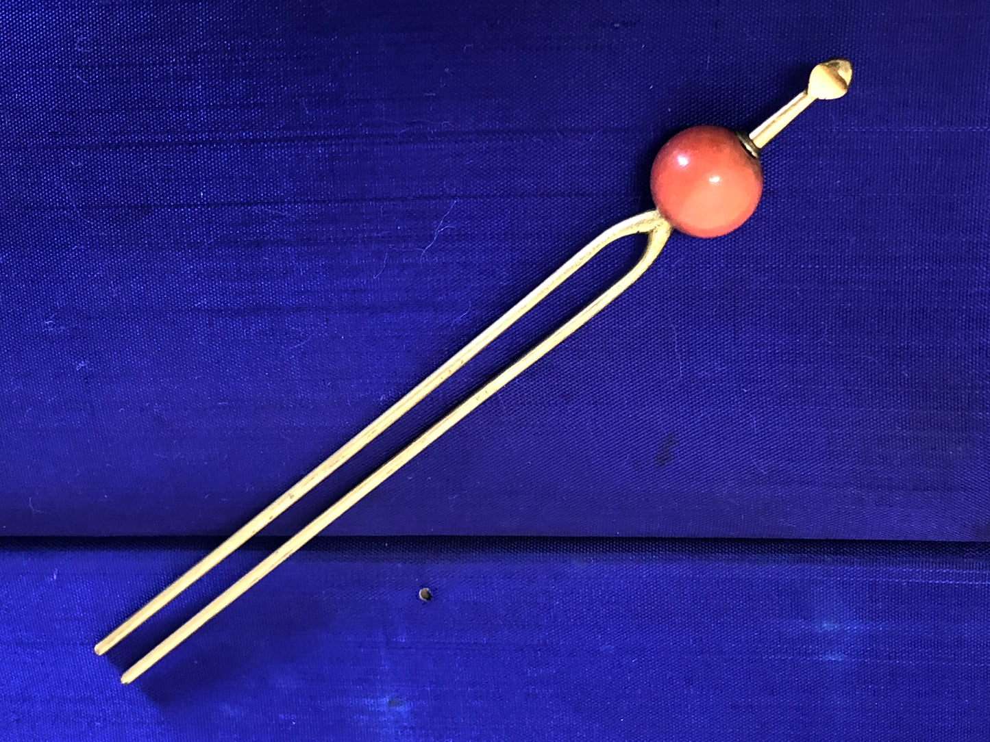 Y3432 KANZASHI Coral Ball Hair Stick Hairpin Japan kimono accessory antique