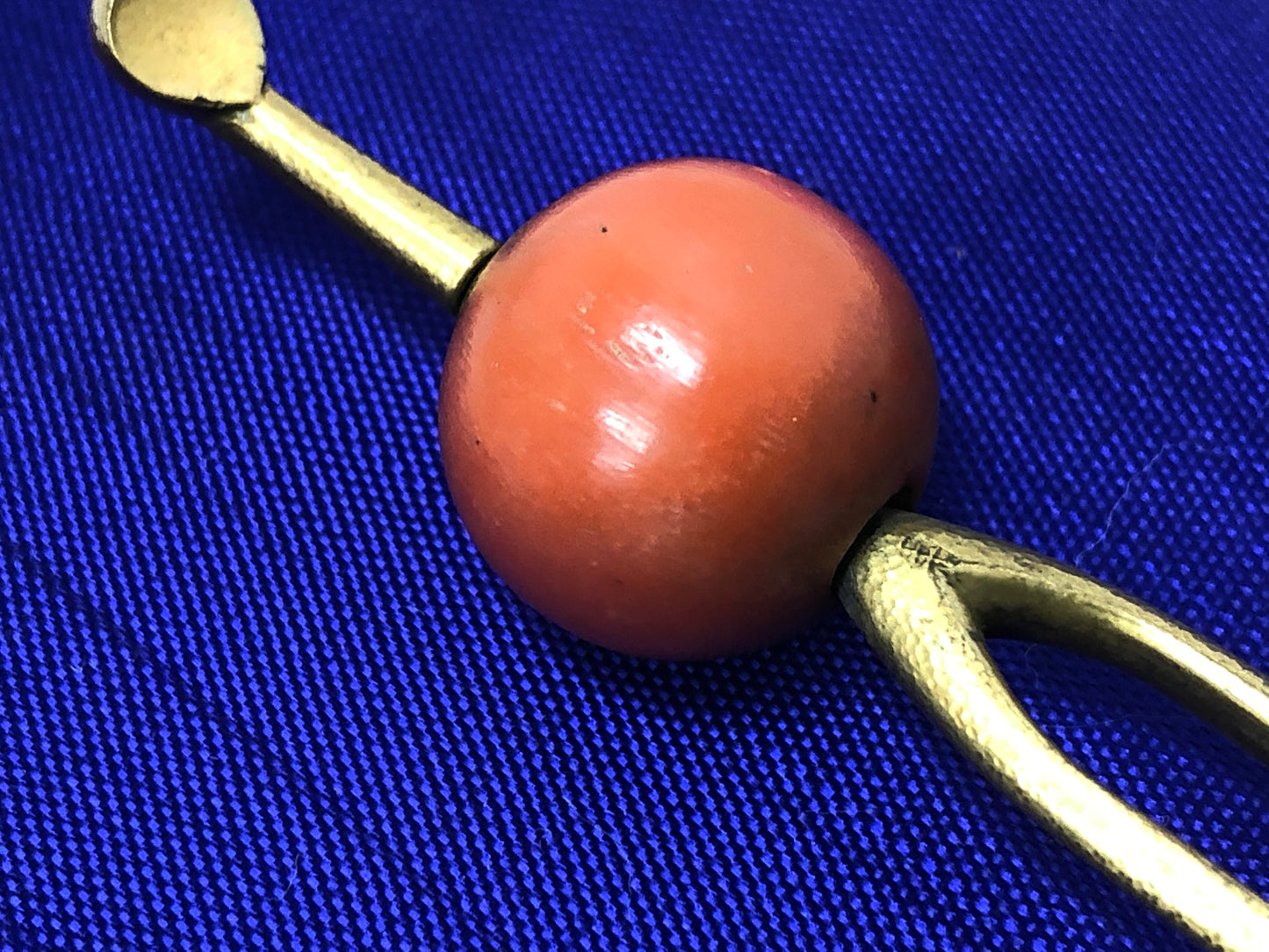 Y3432 KANZASHI Coral Ball Hair Stick Hairpin Japan kimono accessory antique