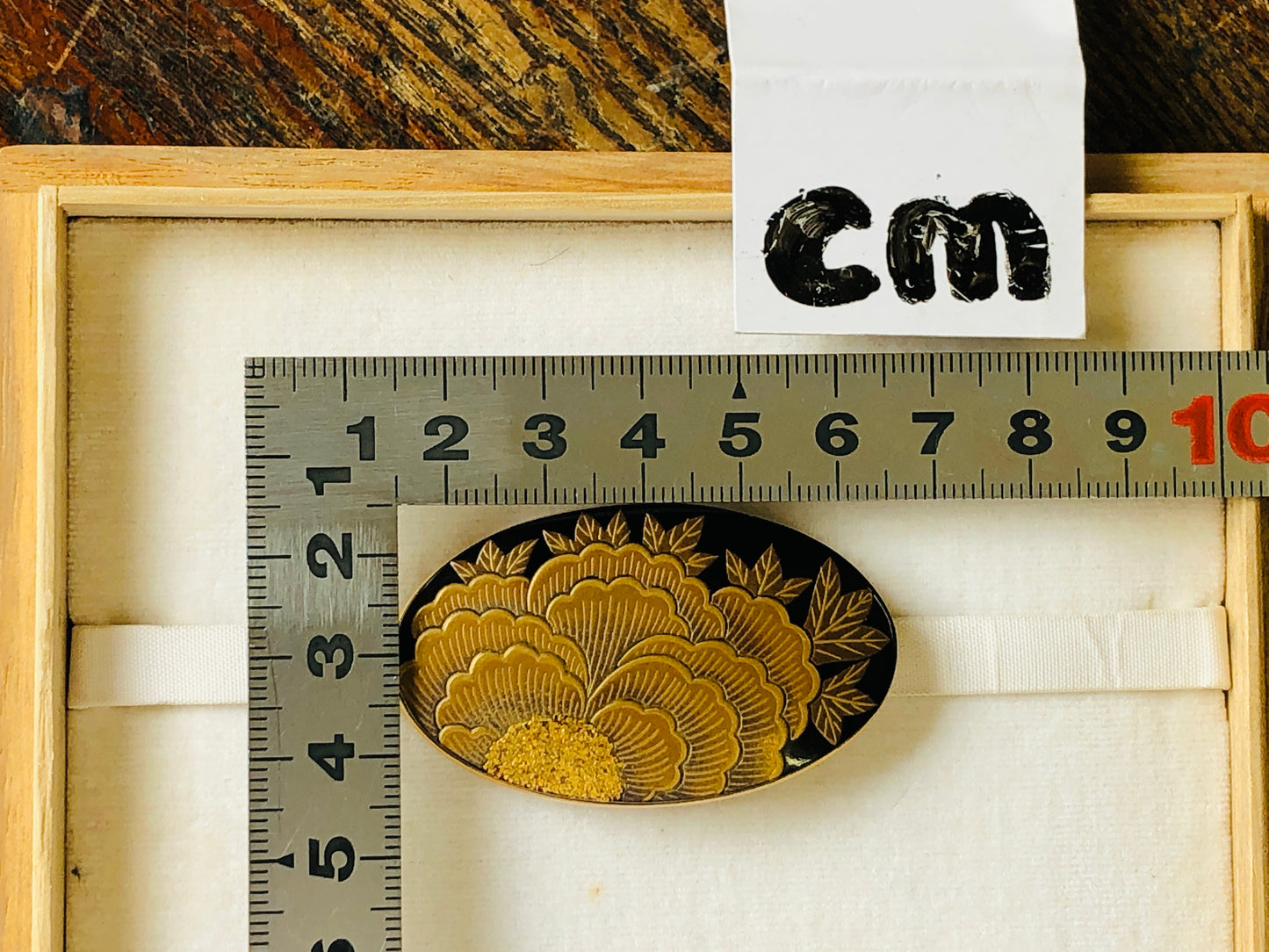 Y3447 OBIDOME Sash Clip Peony Makie signed box Japan Kimono accessory antique