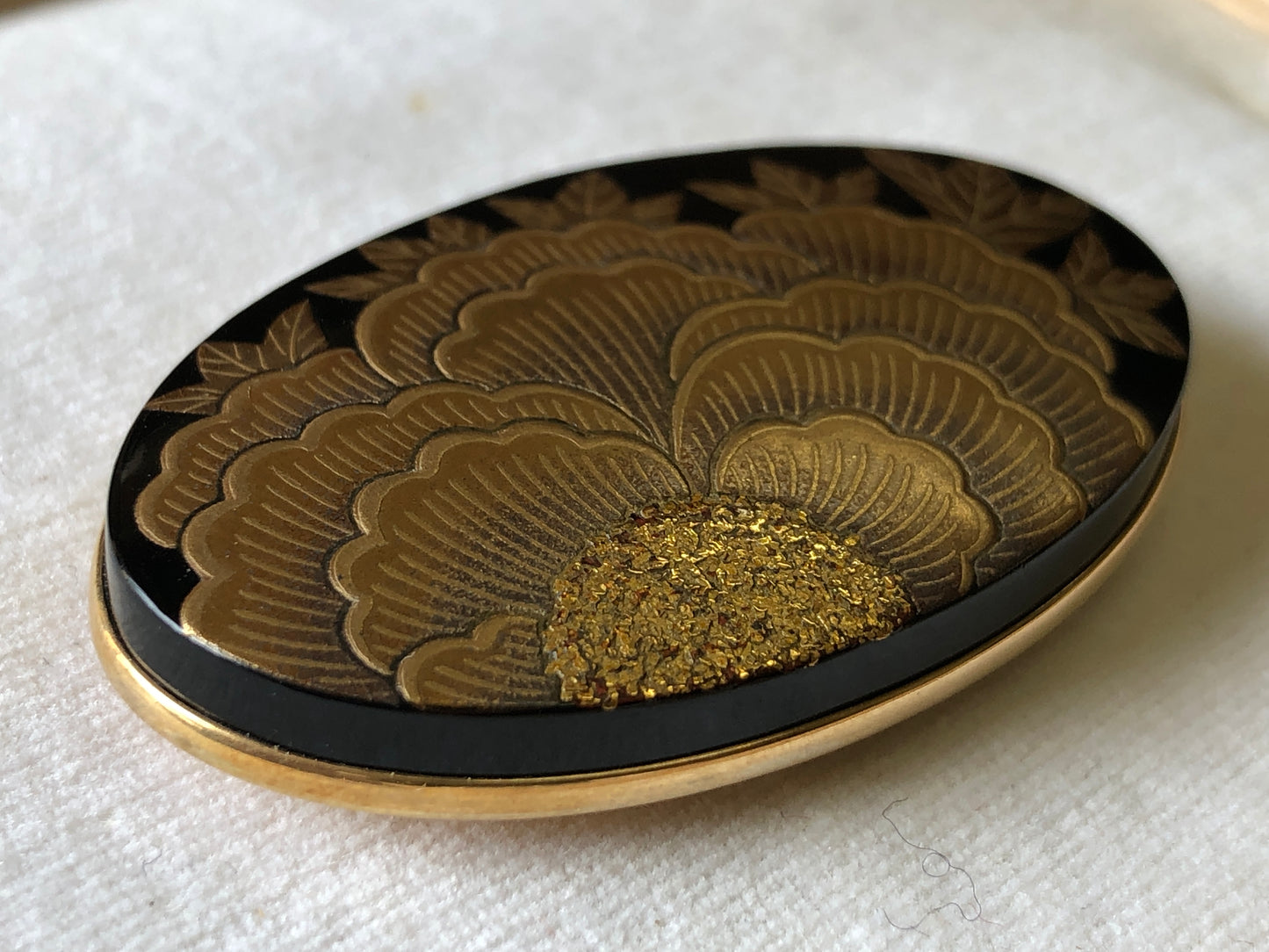 Y3447 OBIDOME Sash Clip Peony Makie signed box Japan Kimono accessory antique