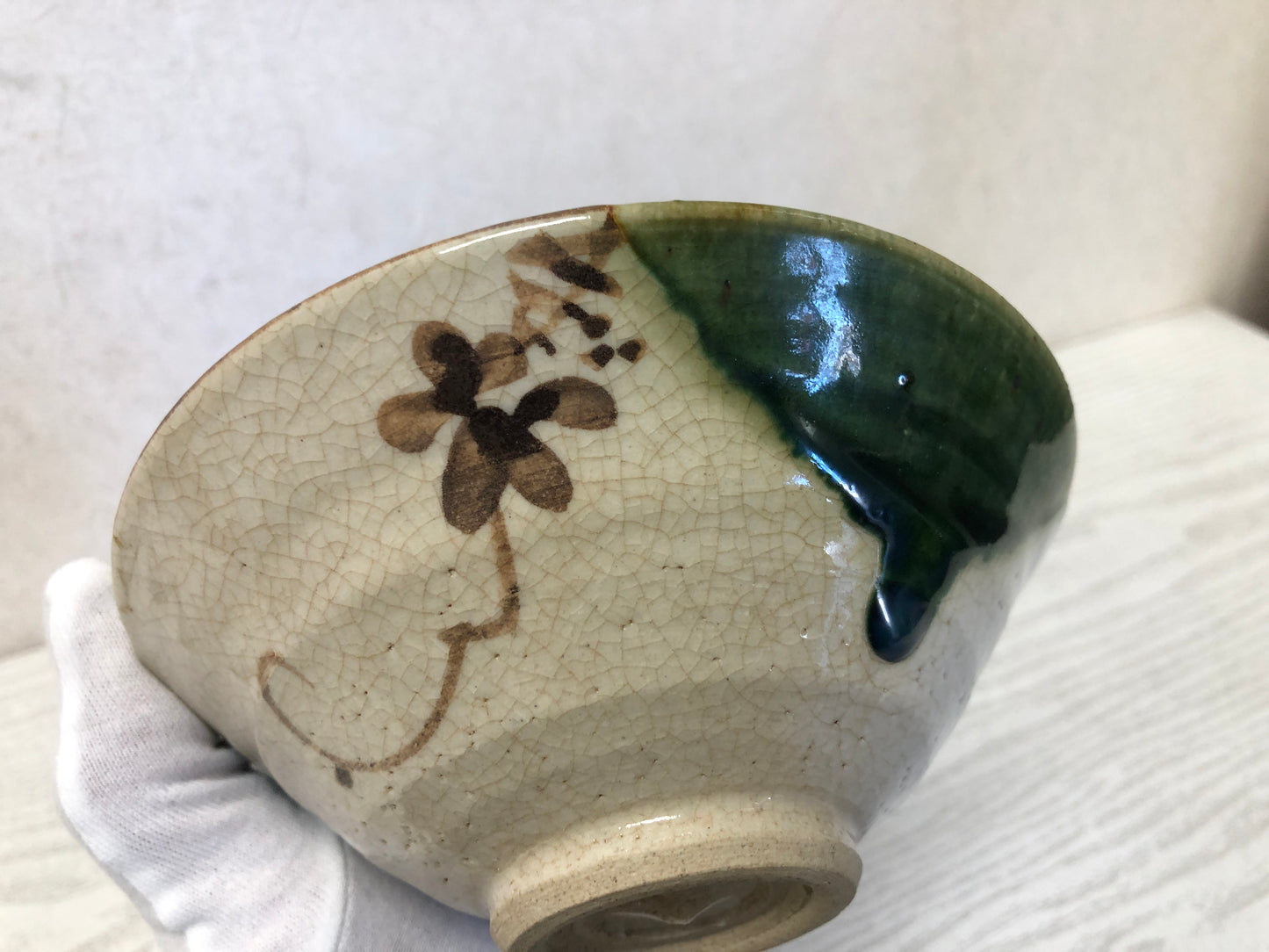 Y3737 CHAWAN Oribe-ware flat signed Japan antique tea ceremony bowl cup pottery