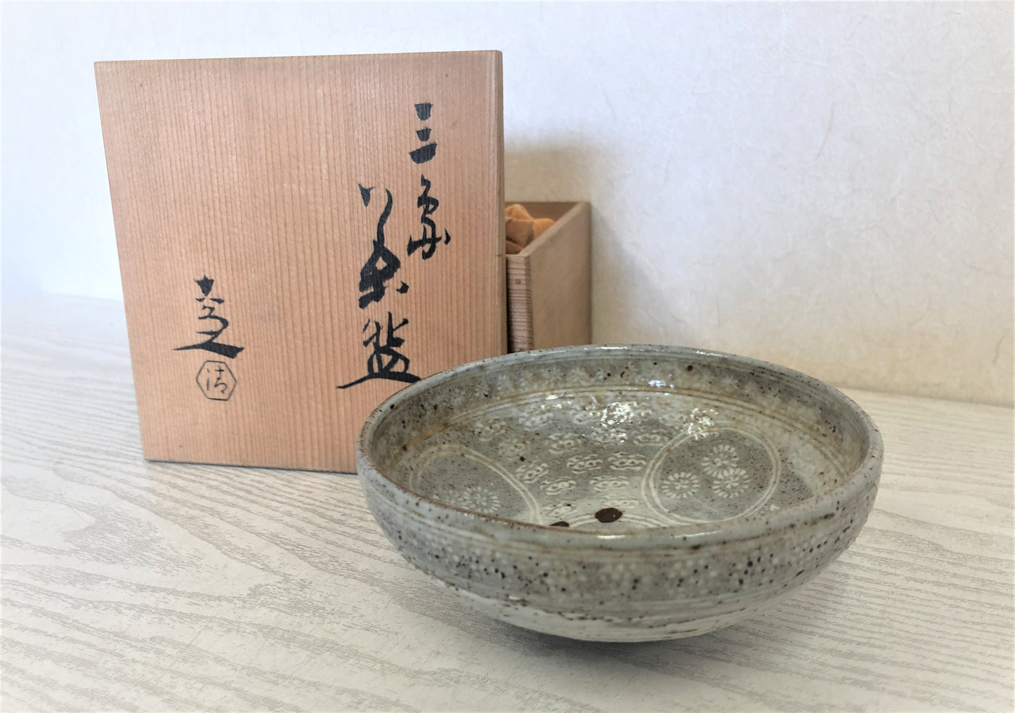 Y3774 CHAWAN Mishima signed box Rokubei Shimizu Japan antique tea ceremony bowl