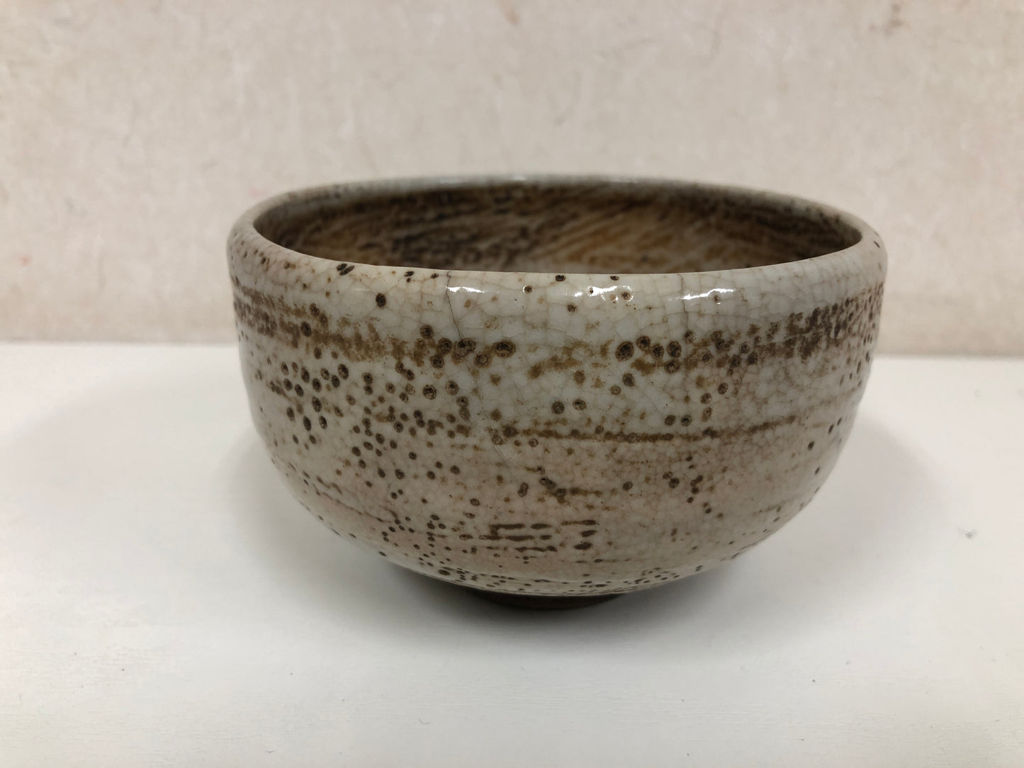 Y3932 CHAWAN Mino-ware signed Japan antique tea ceremony bowl cup pottery