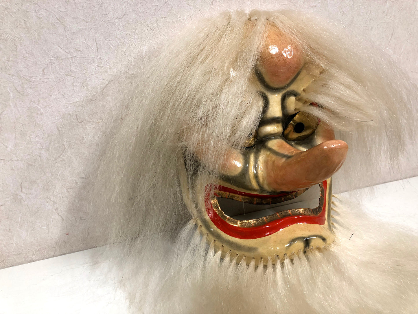 Y3965 MASK papier-mache white Tengu yokai Japanese antique omen vintage Japan