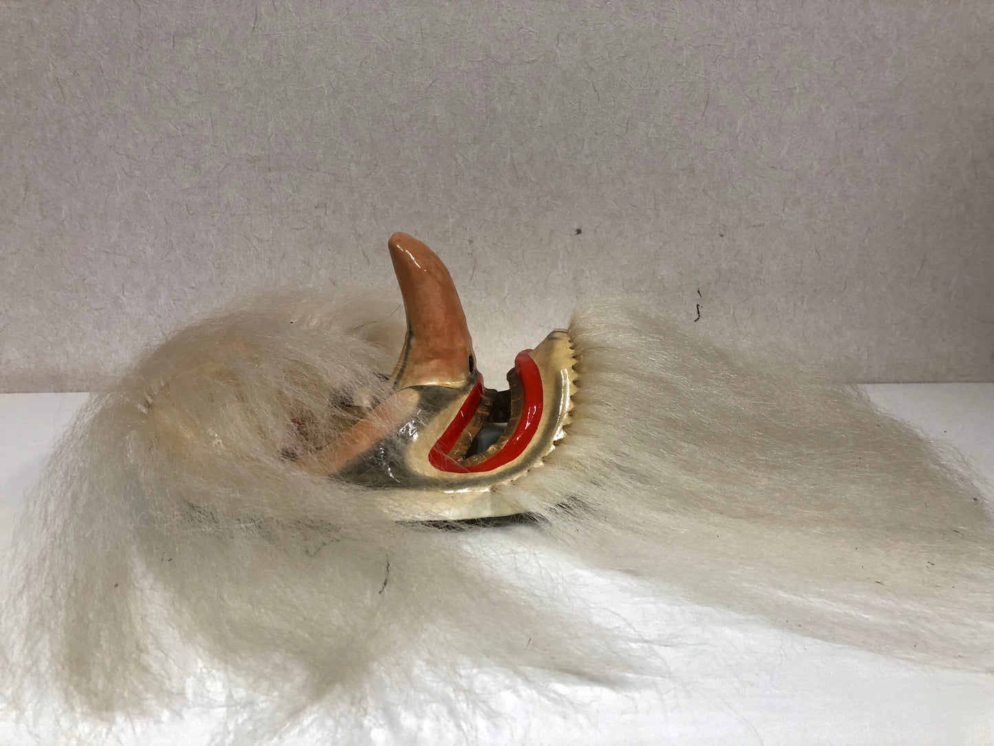 Y3965 MASK papier-mache white Tengu yokai Japanese antique omen vintage Japan