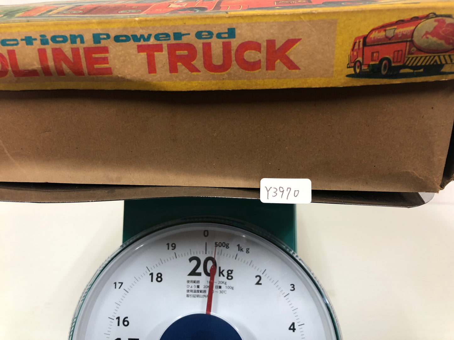 Y3970 TIN TOY Gasoline Gas Fuel Truck box Japanese antique vintage vehicle