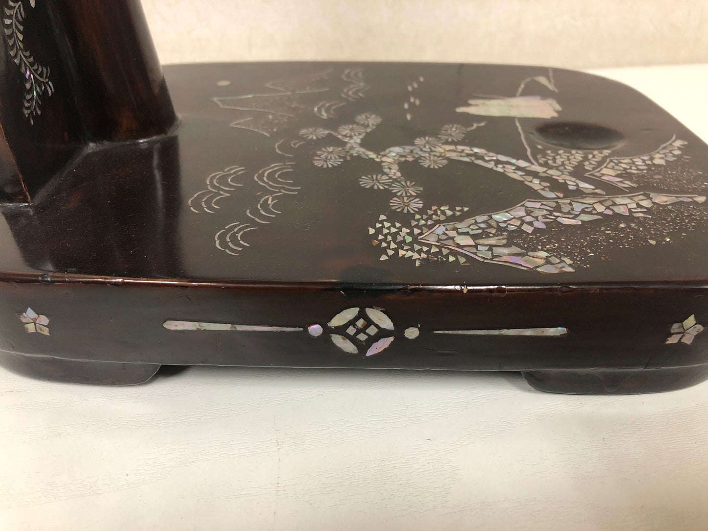 Y4049 OKIMONO Sword Rack kanata holder Makie Raden work Japan antique interior