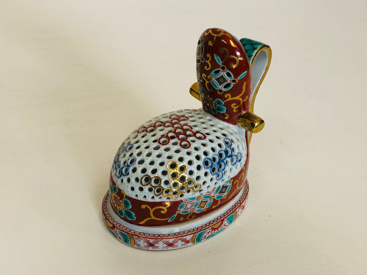 Y4054 KOURO Arita-ware Eboshi signed antique Incense Burner fragrant aroma Japan