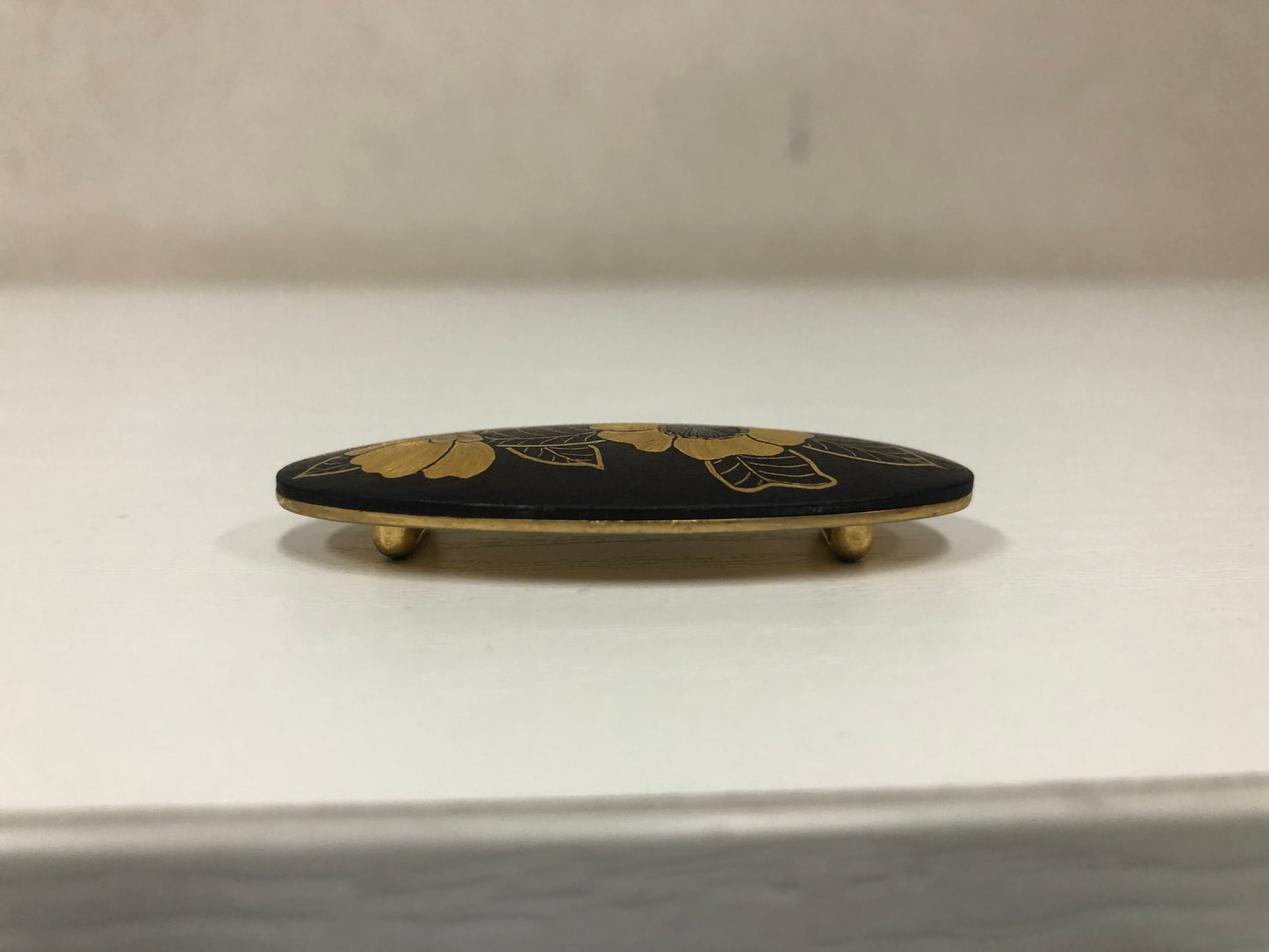 Y4081 OBIDOME Sash Clip Iron Gold inlay flower box Japan Kimono vintage antique