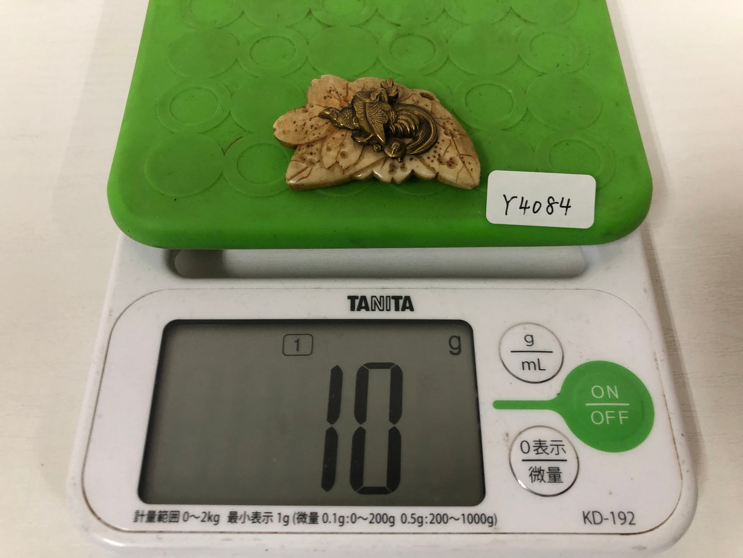 Y4084 NETSUKE Bird Leaf Japan traditional antique kimono accessory figure