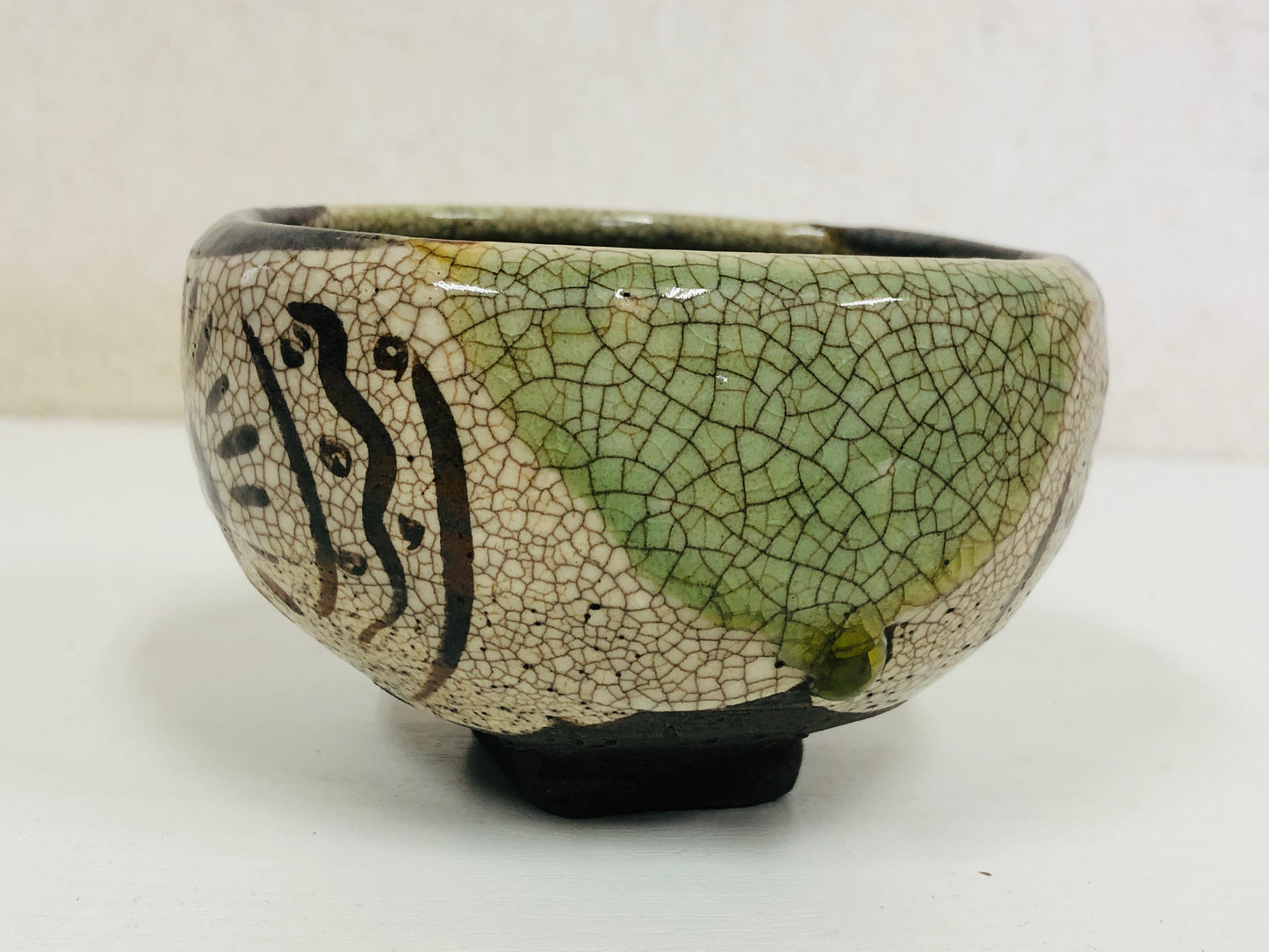 Y4107 CHAWAN Oribe-ware signed bag Japan antique tea ceremony pottery bowl