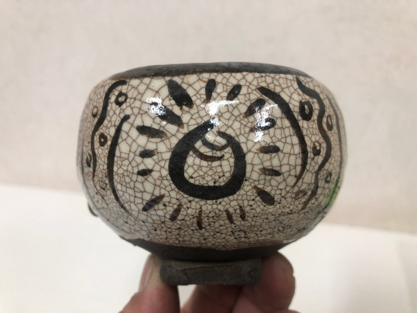 Y4107 CHAWAN Oribe-ware signed bag Japan antique tea ceremony pottery bowl