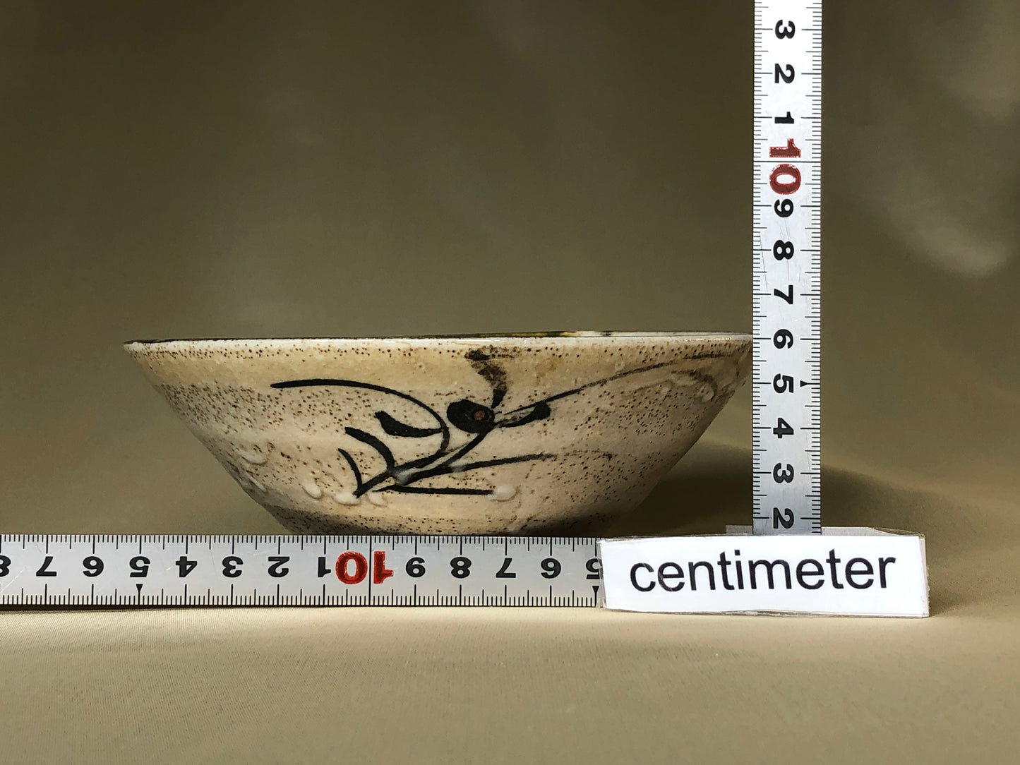 Y4180 CHAWAN Oribe-ware flat Japan antique tea ceremony pottery bowl vintage