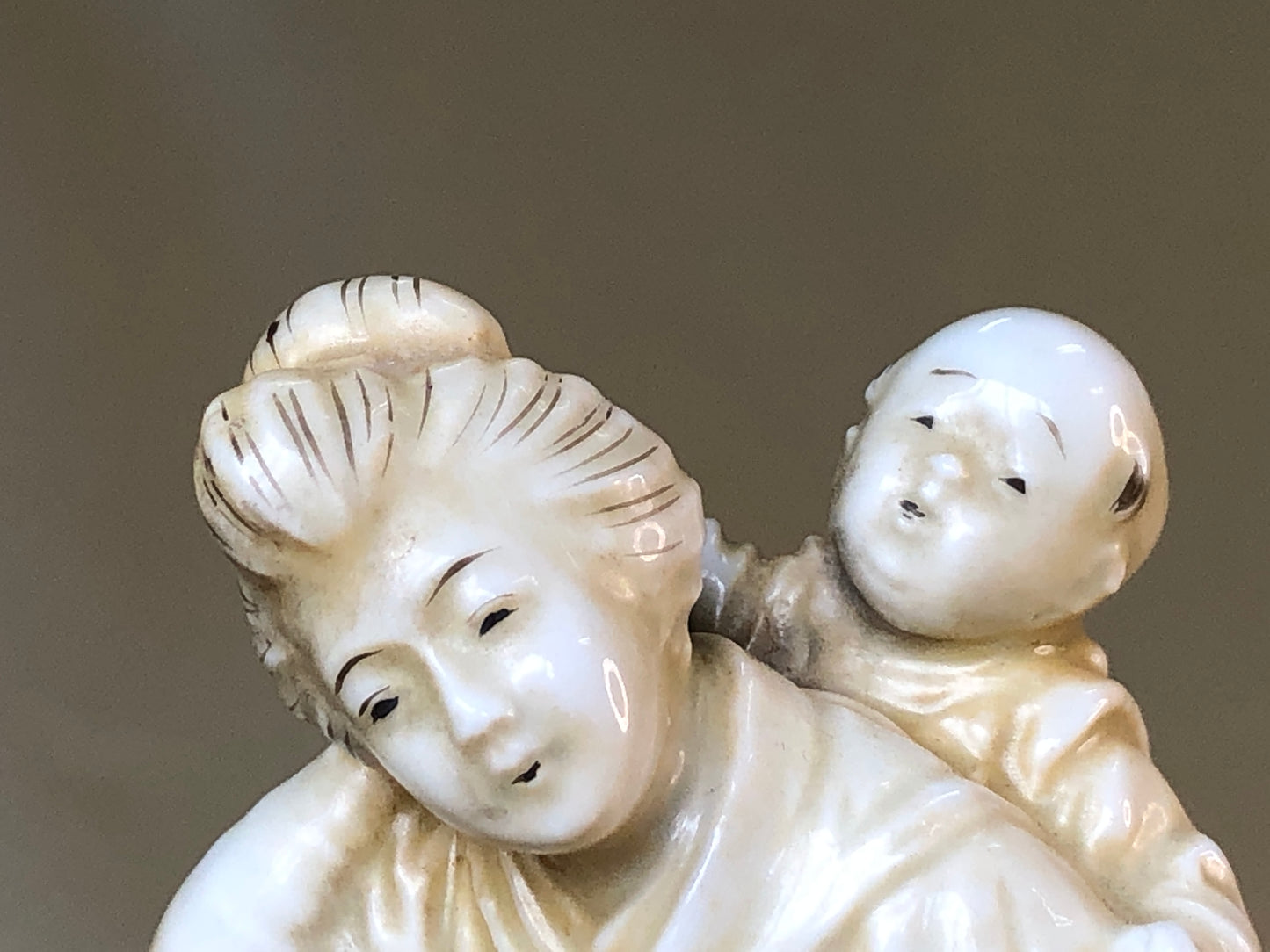 Y4182 NINGYO Kyo-ware white porcelain kimono beauty figure Japan statue antique