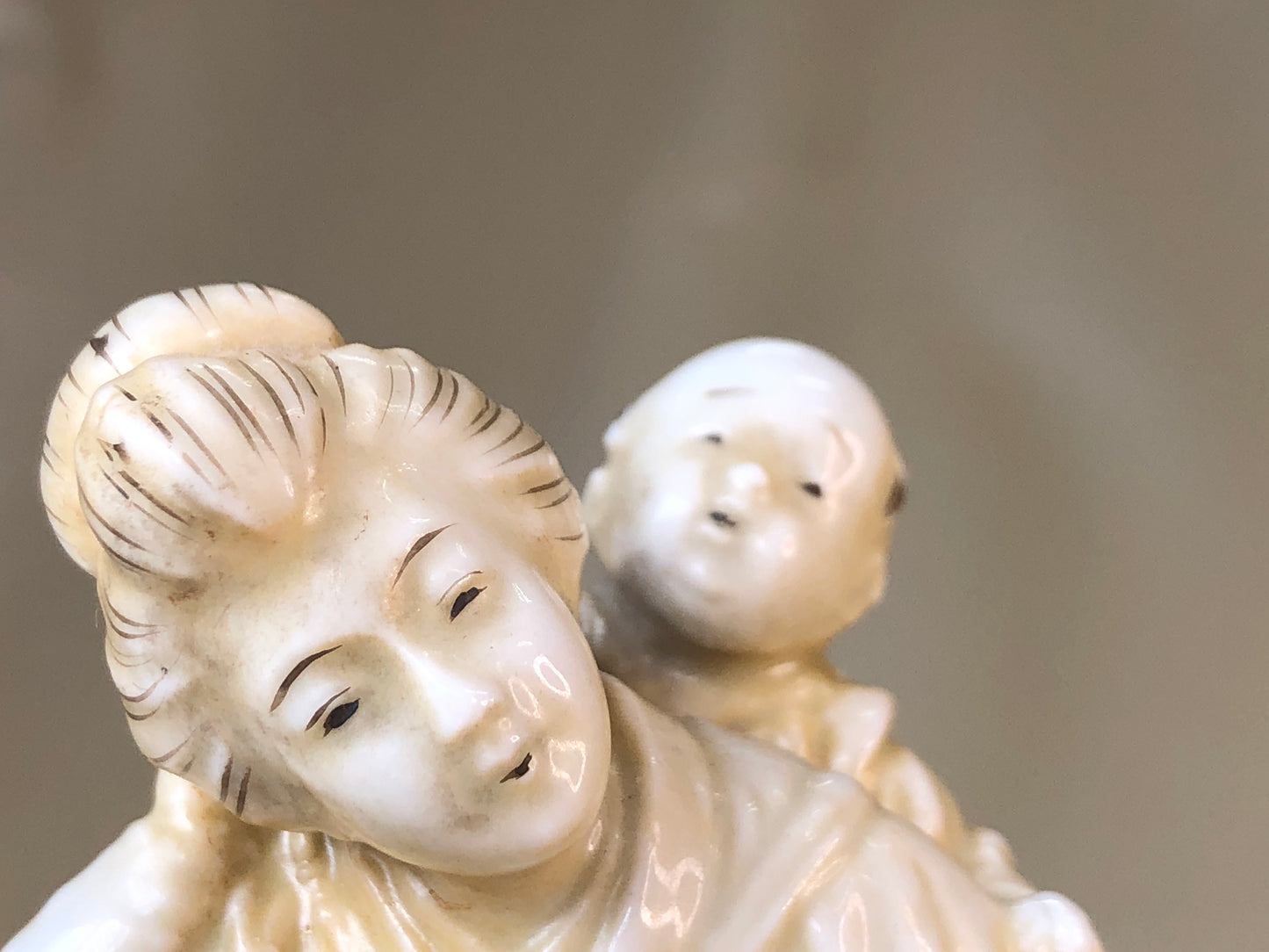 Y4182 NINGYO Kyo-ware white porcelain kimono beauty figure Japan statue antique