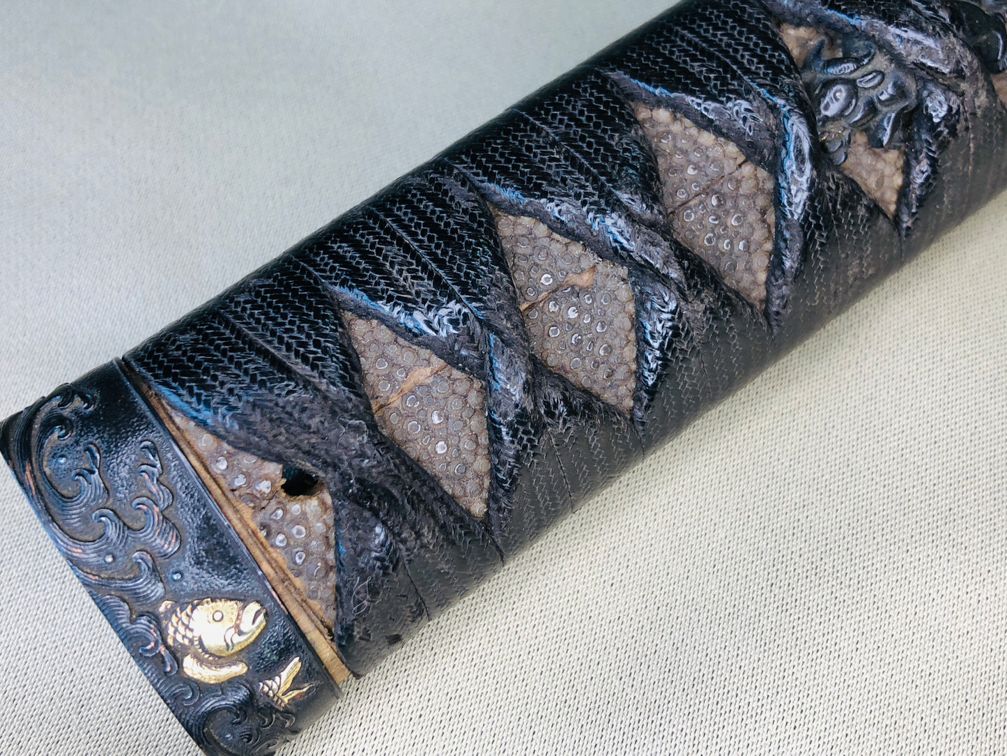 Y4219 TSUKA Wakizashi samurai sword wave koi fish Koshirae tsuba antique Katana