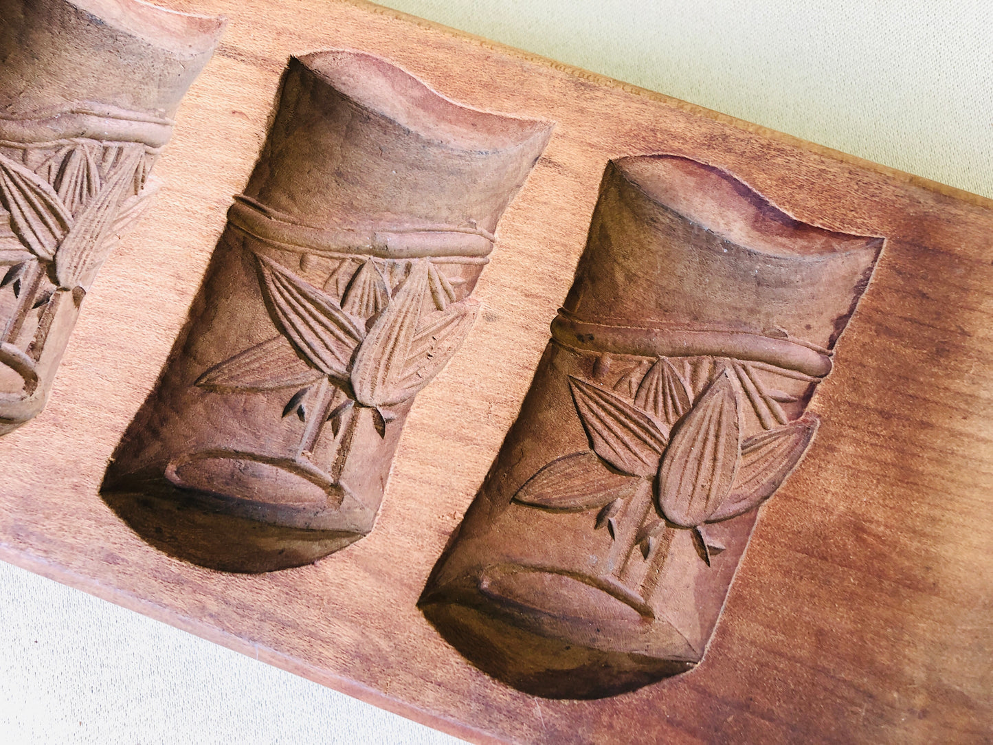 Y4223 KASHIGATA Bamboo Leaf handle Japan antique Wooden Pastry Mold wagashi