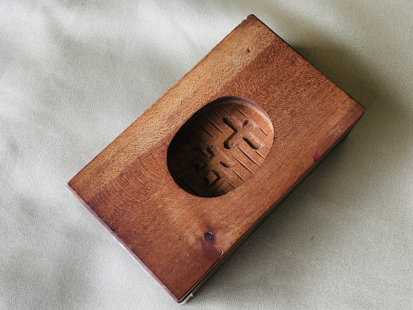 Y4226 KASHIGATA Oval Gold Coin Japan antique Wooden Pastry Mold wagashi