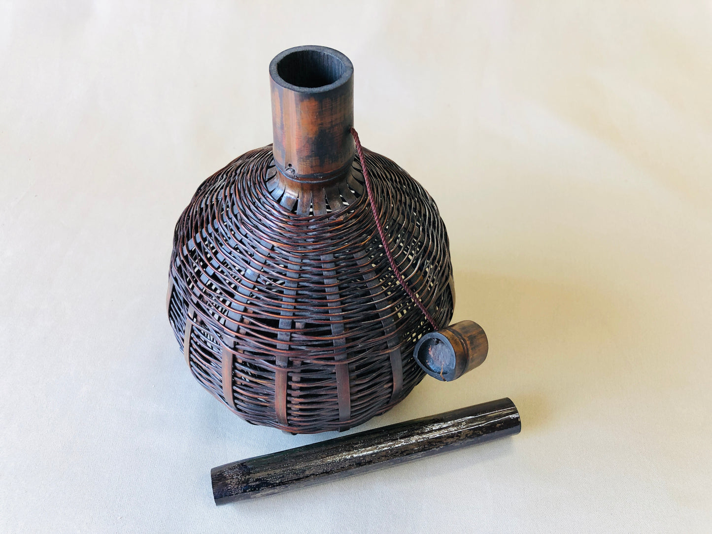 Y4341 Bamboo Woven Basket Flower vase box Japan antique vintage decor interior